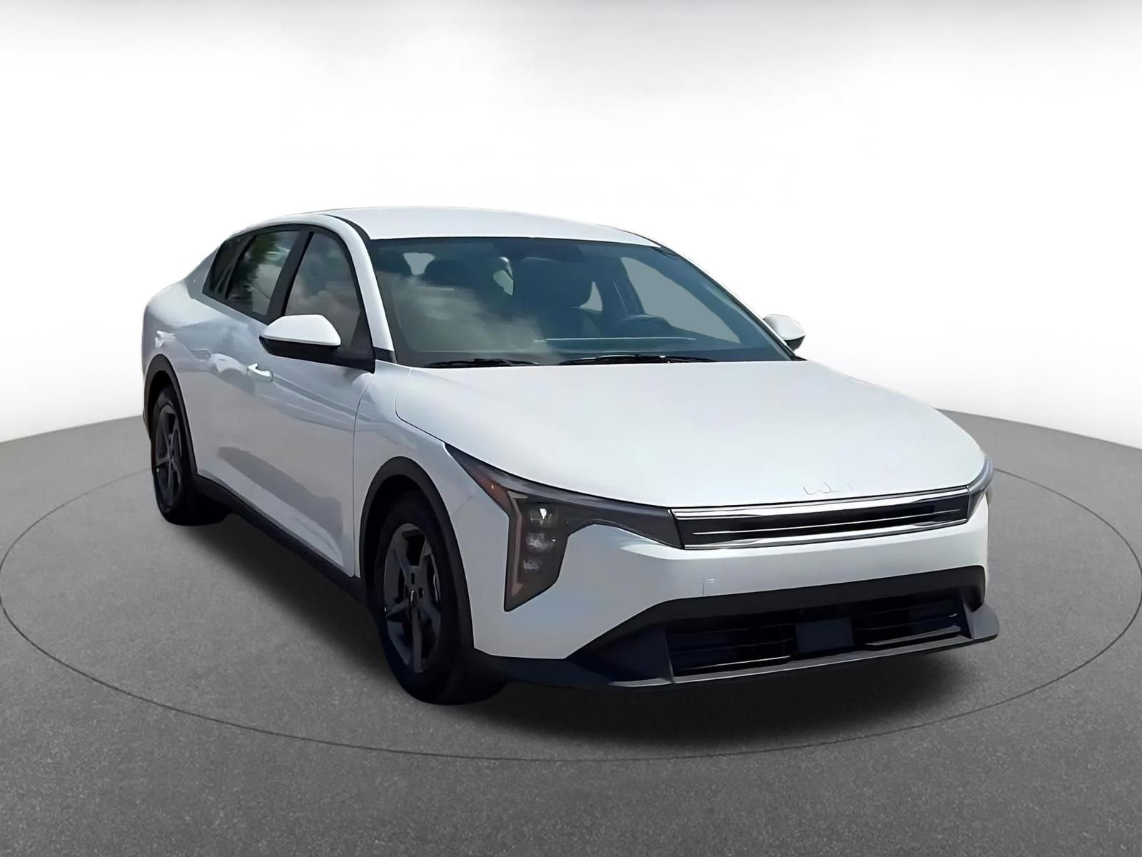 Thumbnail: 2025 Kia K4 - 3