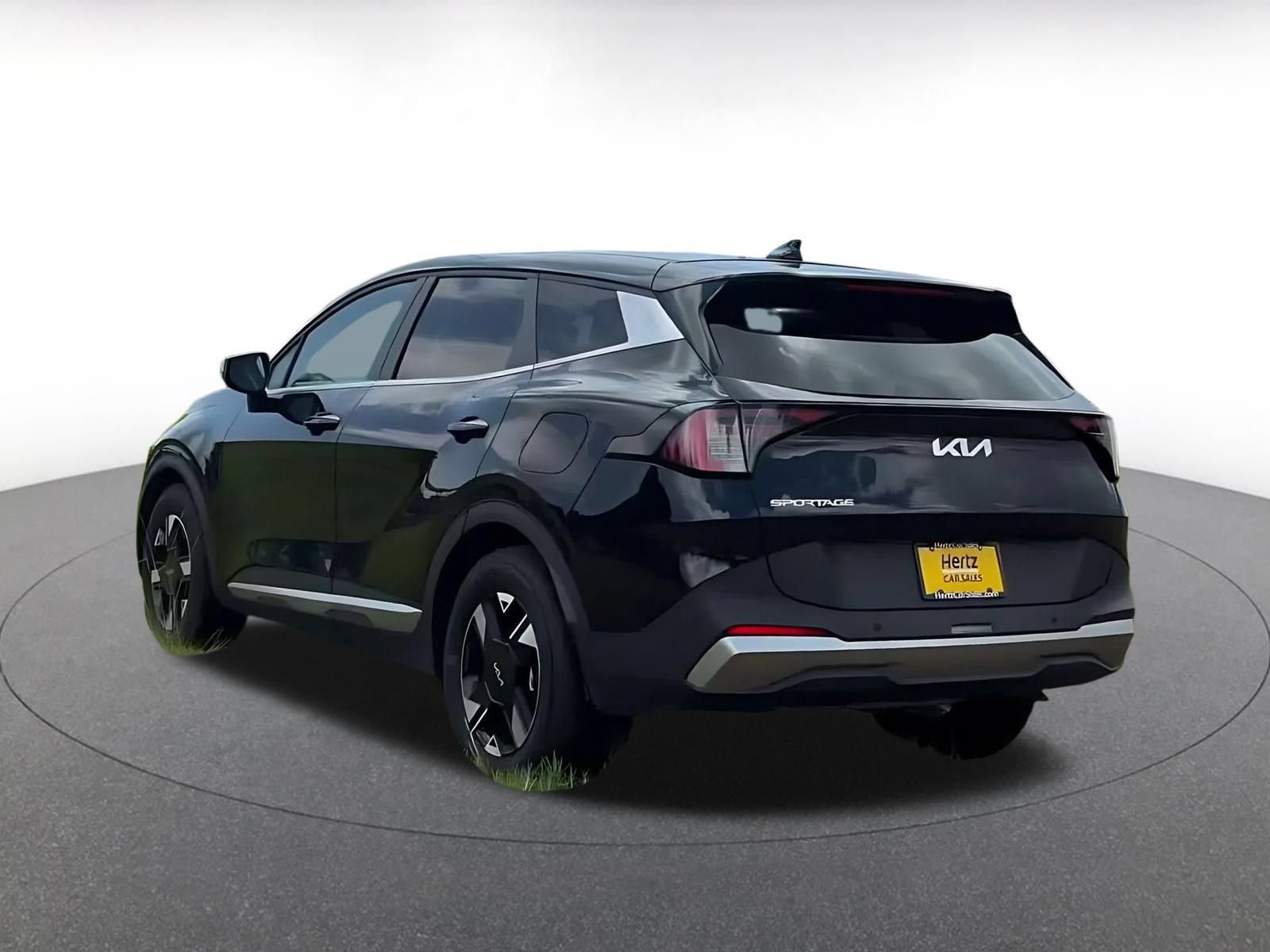 Thumbnail: 2026 Kia Sportage - 10