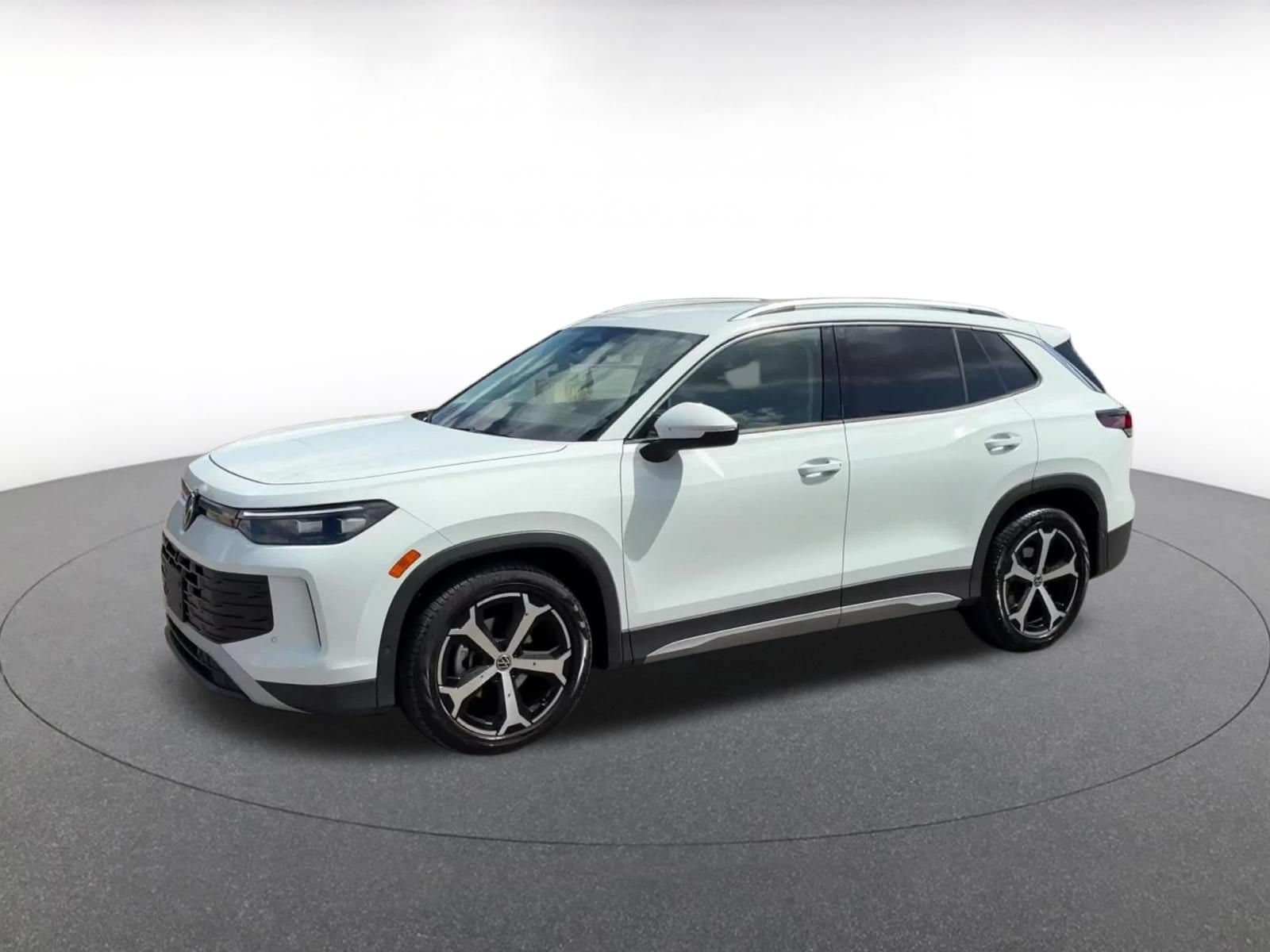 Thumbnail: 2026 Volkswagen Tiguan - 8