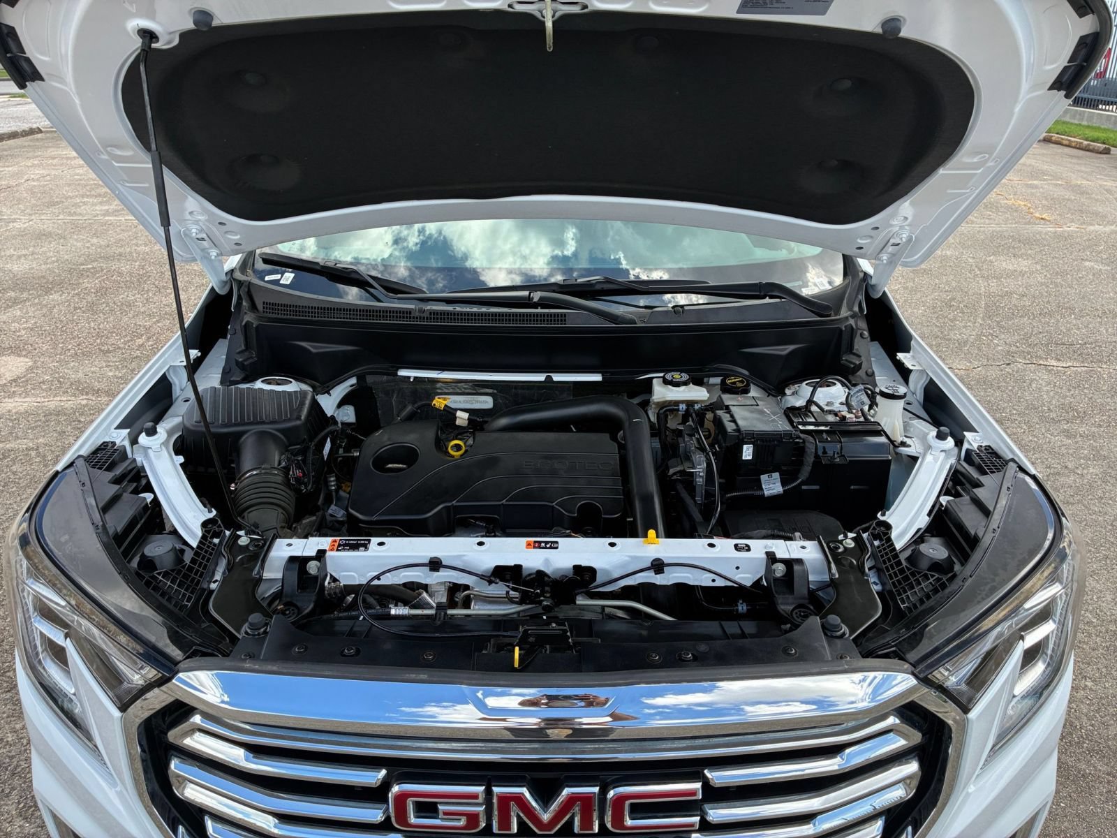 Thumbnail: 2024 GMC Terrain - 34