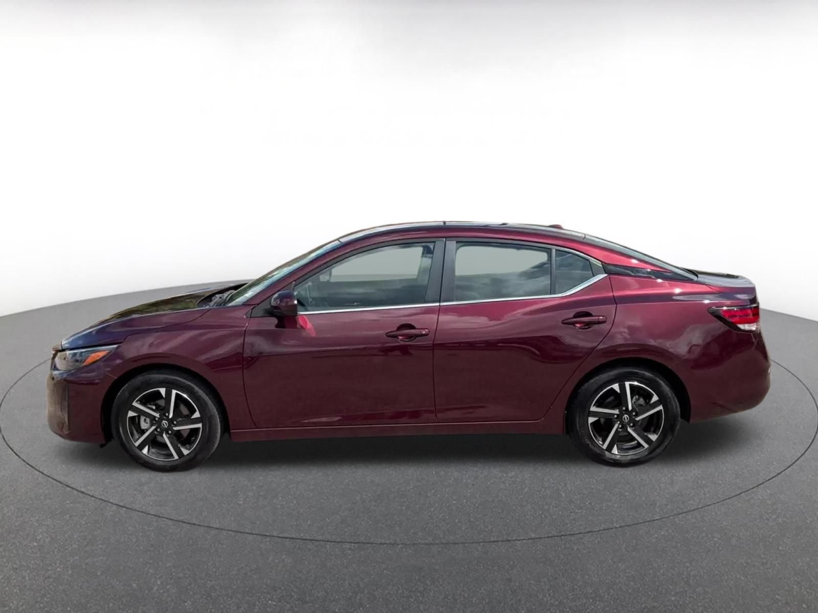 Thumbnail: 2025 Nissan Sentra - 9