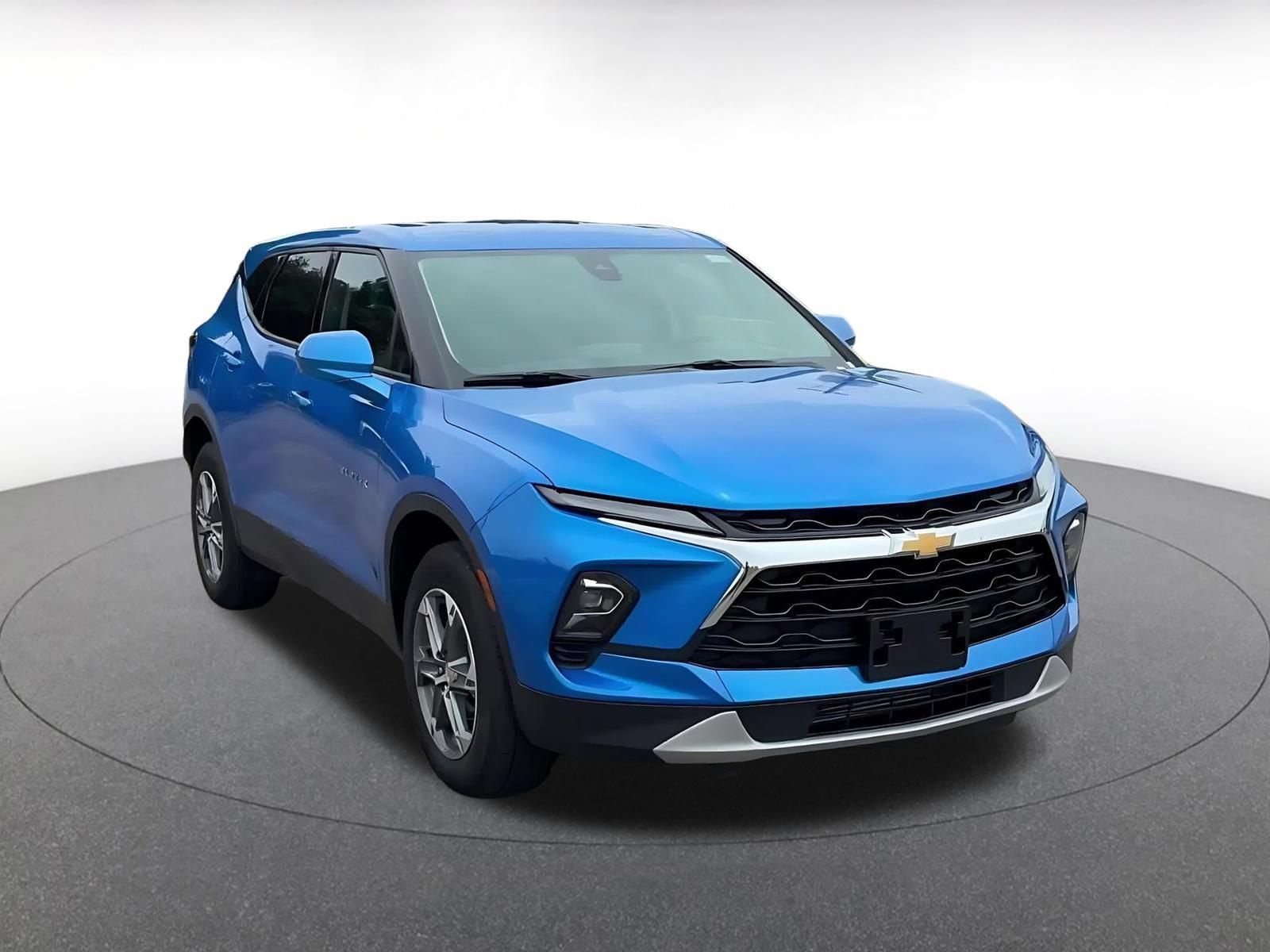 Thumbnail: 2025 Chevrolet Blazer - 3
