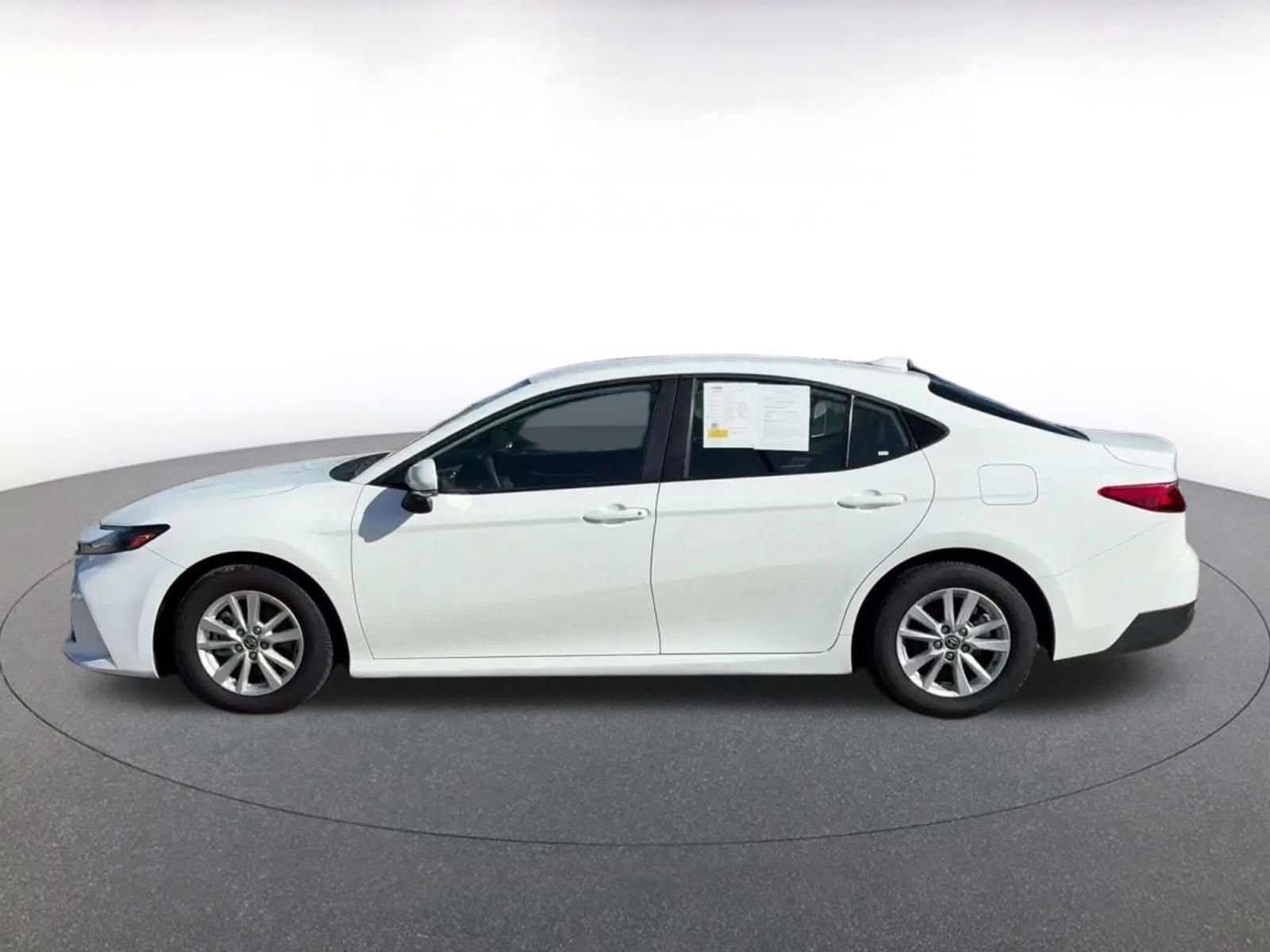 Thumbnail: 2025 Toyota Camry - 9