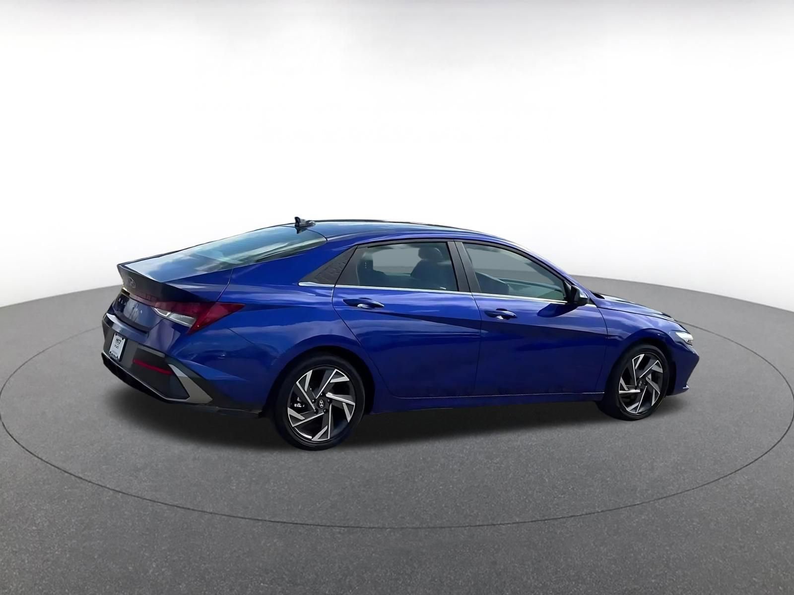 Thumbnail: 2025 Hyundai Elantra - 15