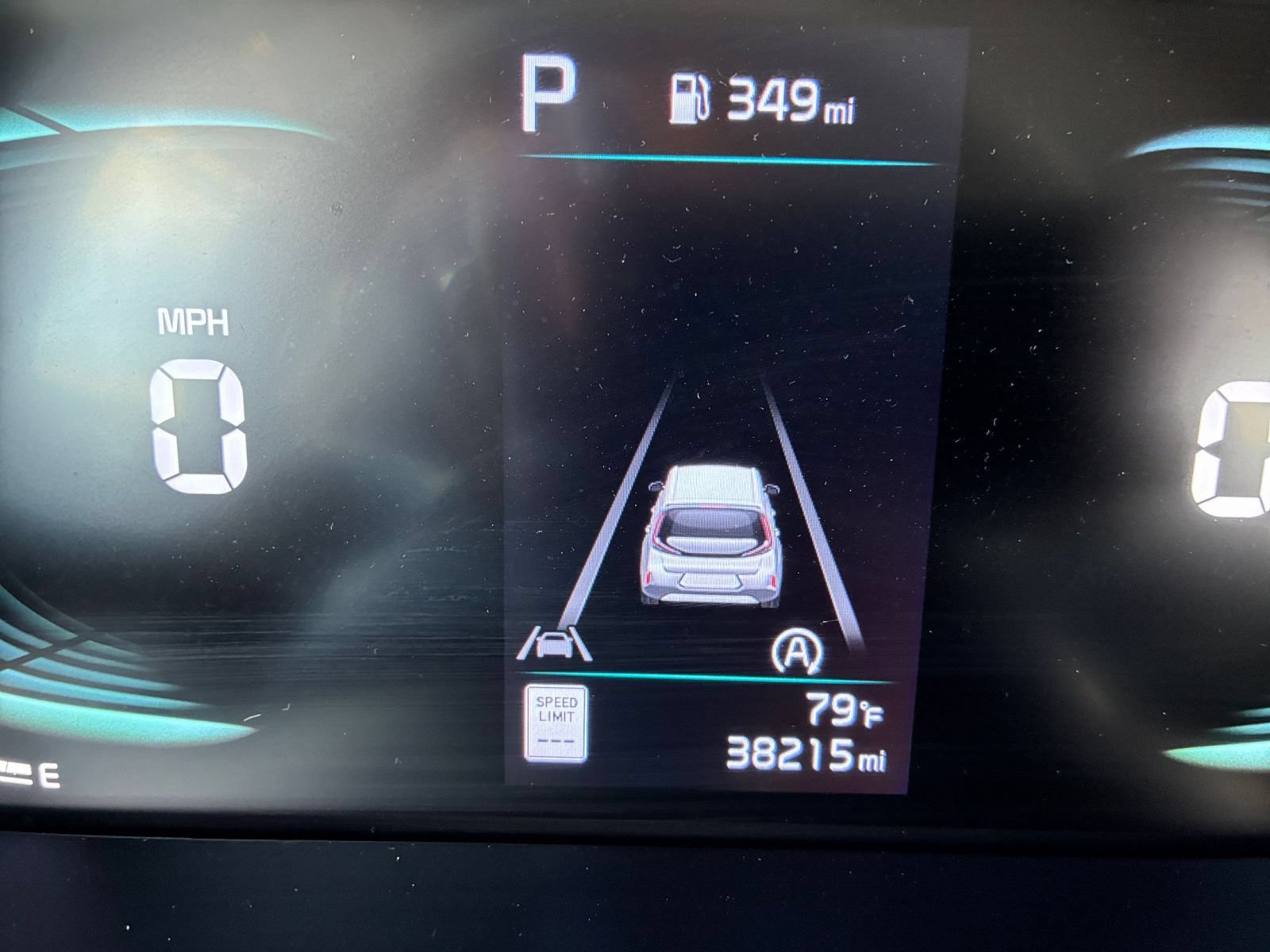2025 Kia Soul LX - Photo 37