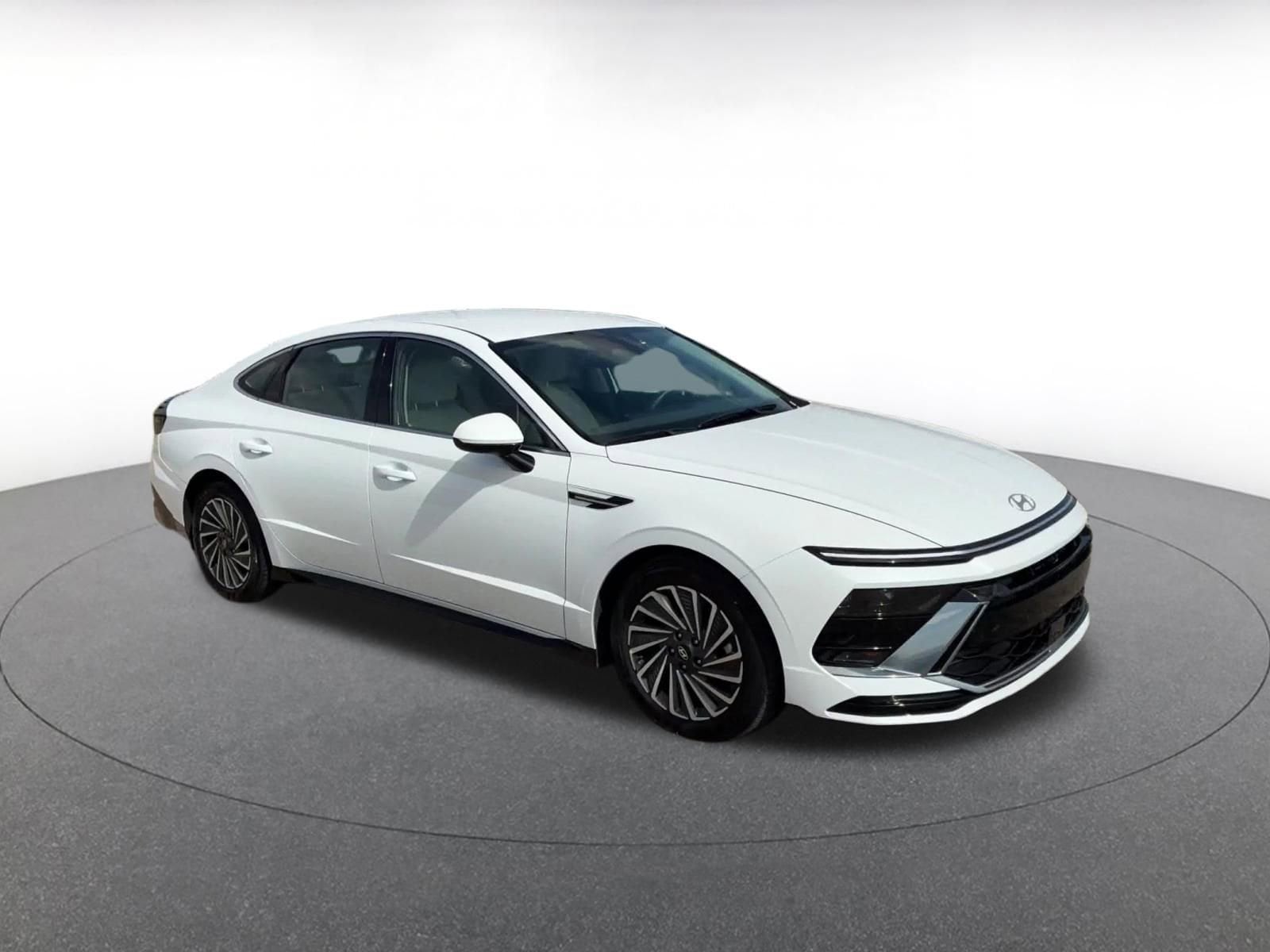 Thumbnail: 2025 Hyundai Sonata - 2