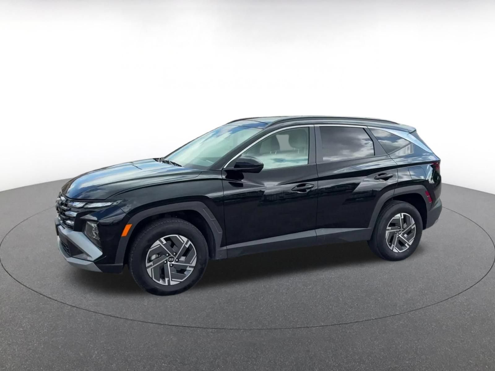 Thumbnail: 2025 Hyundai Tucson - 8