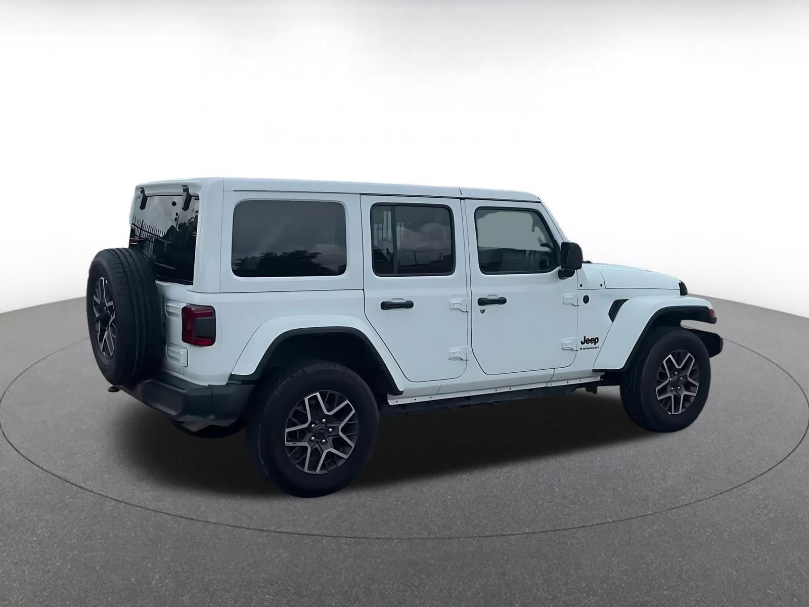 Thumbnail: 2025 Jeep Wrangler - 13