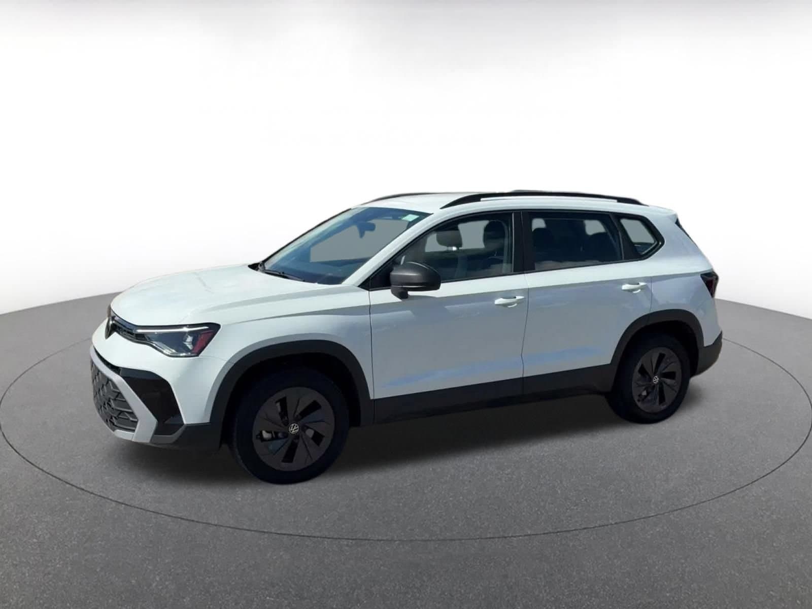 Thumbnail: 2026 Volkswagen Taos - 8