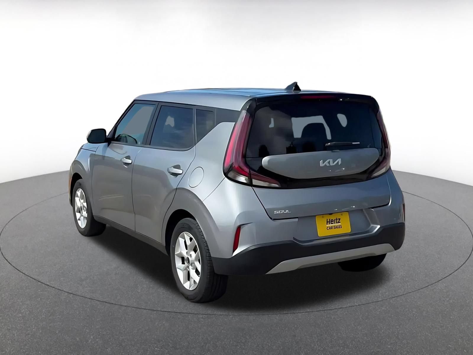 2025 Kia Soul LX - Photo 10