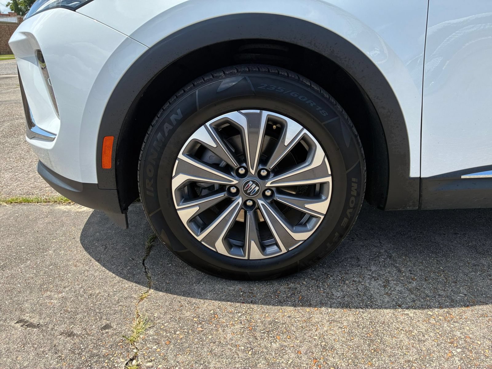 Thumbnail: 2024 Buick Envision - 30