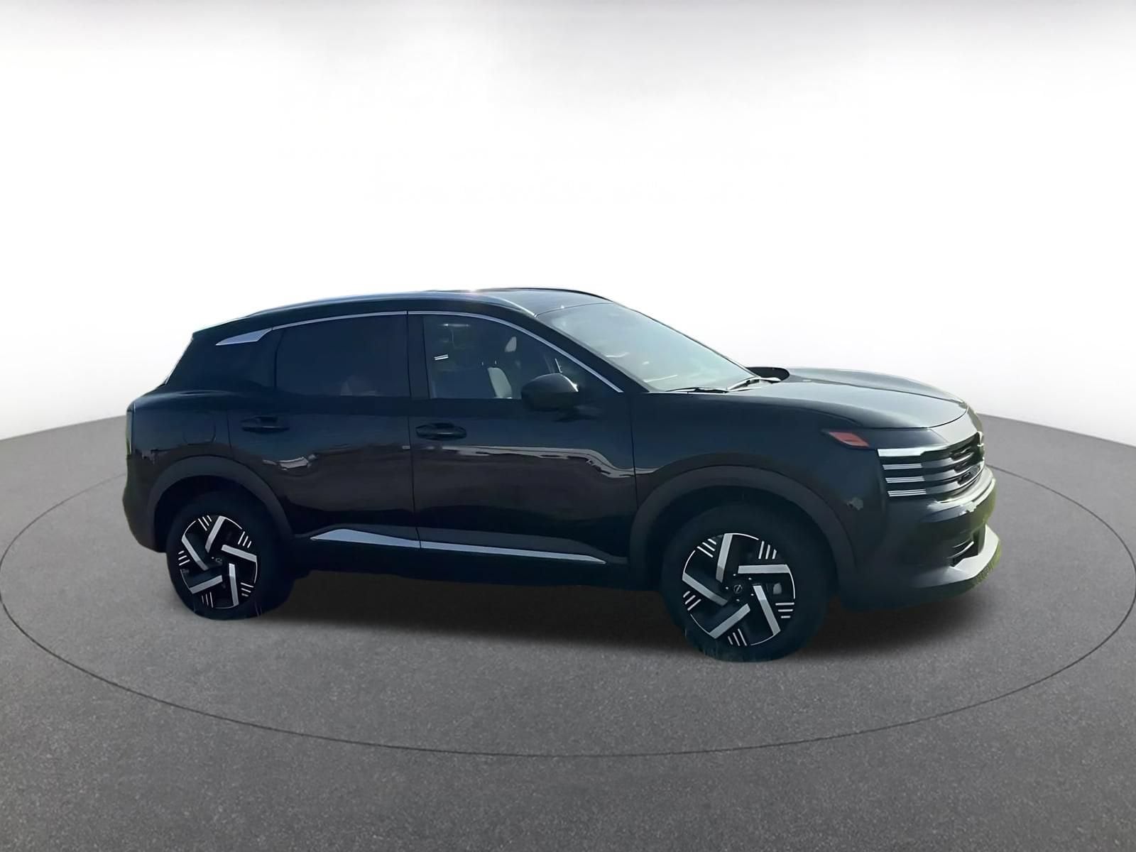 Thumbnail: 2026 Nissan Kicks - 2