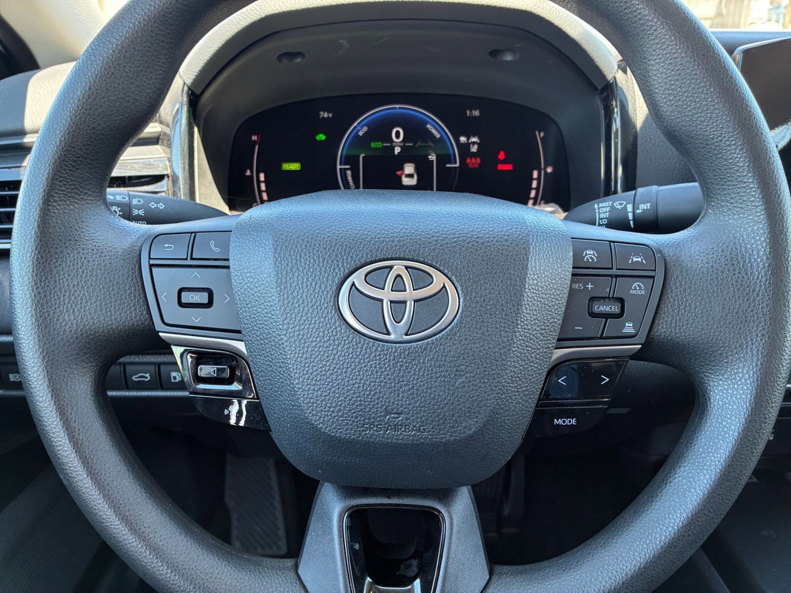 Thumbnail: 2025 Toyota Camry - 27