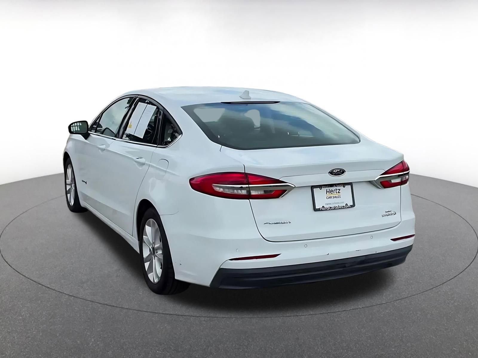 Thumbnail: 2019 Ford Fusion - 11