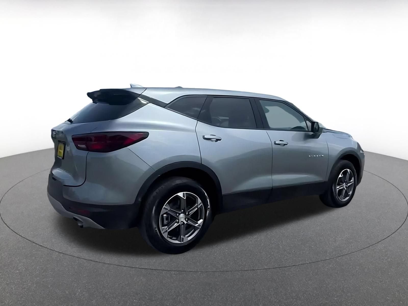 Thumbnail: 2026 Chevrolet Blazer - 10
