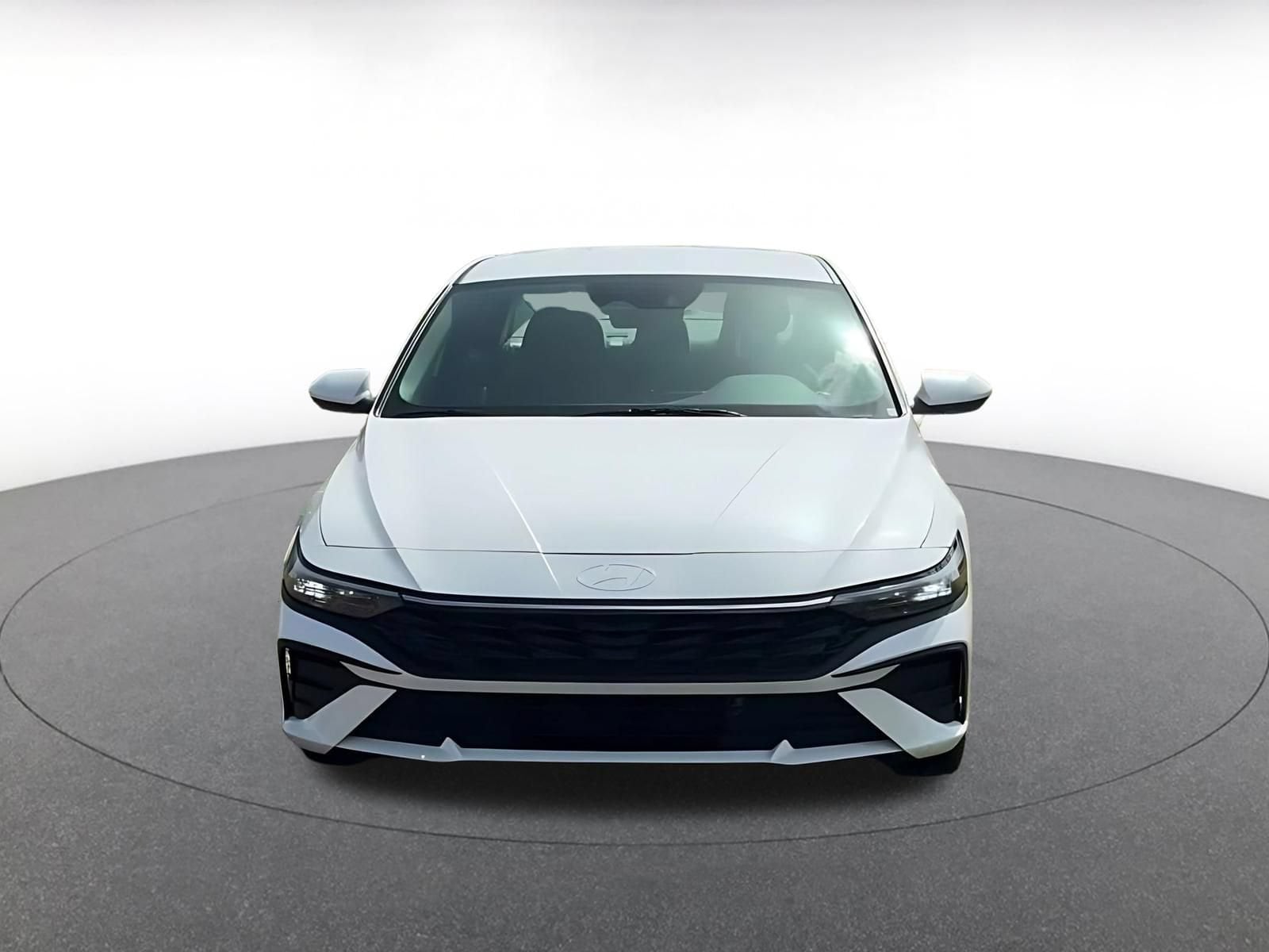 Thumbnail: 2026 Hyundai Elantra - 4
