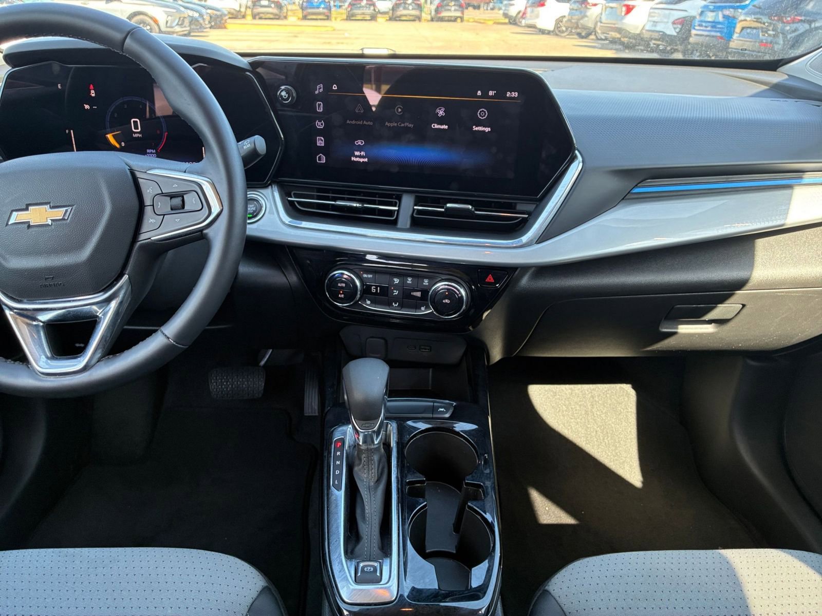 Thumbnail: 2025 Chevrolet Trax - 17