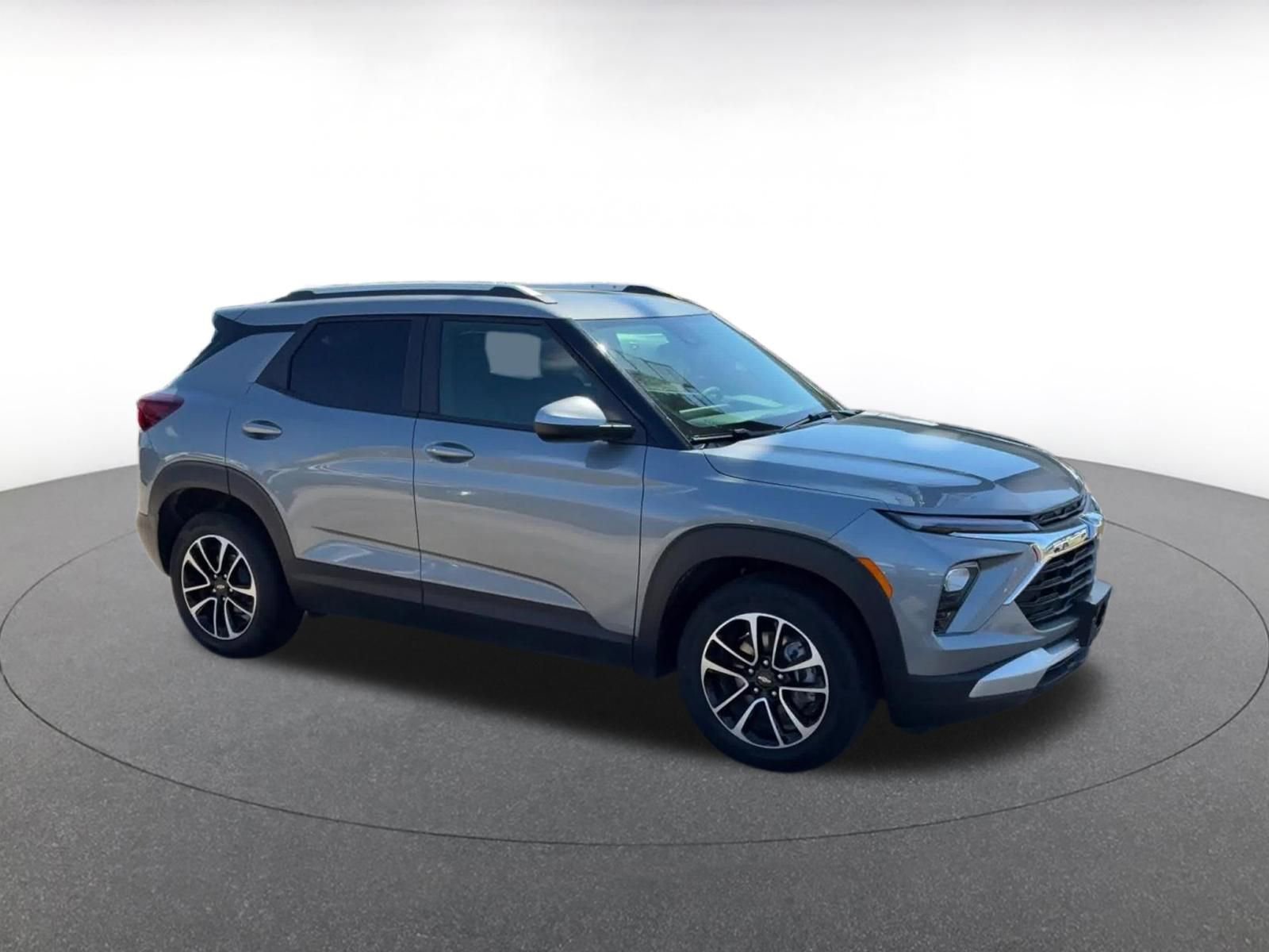 Thumbnail: 2025 Chevrolet TrailBlazer - 2