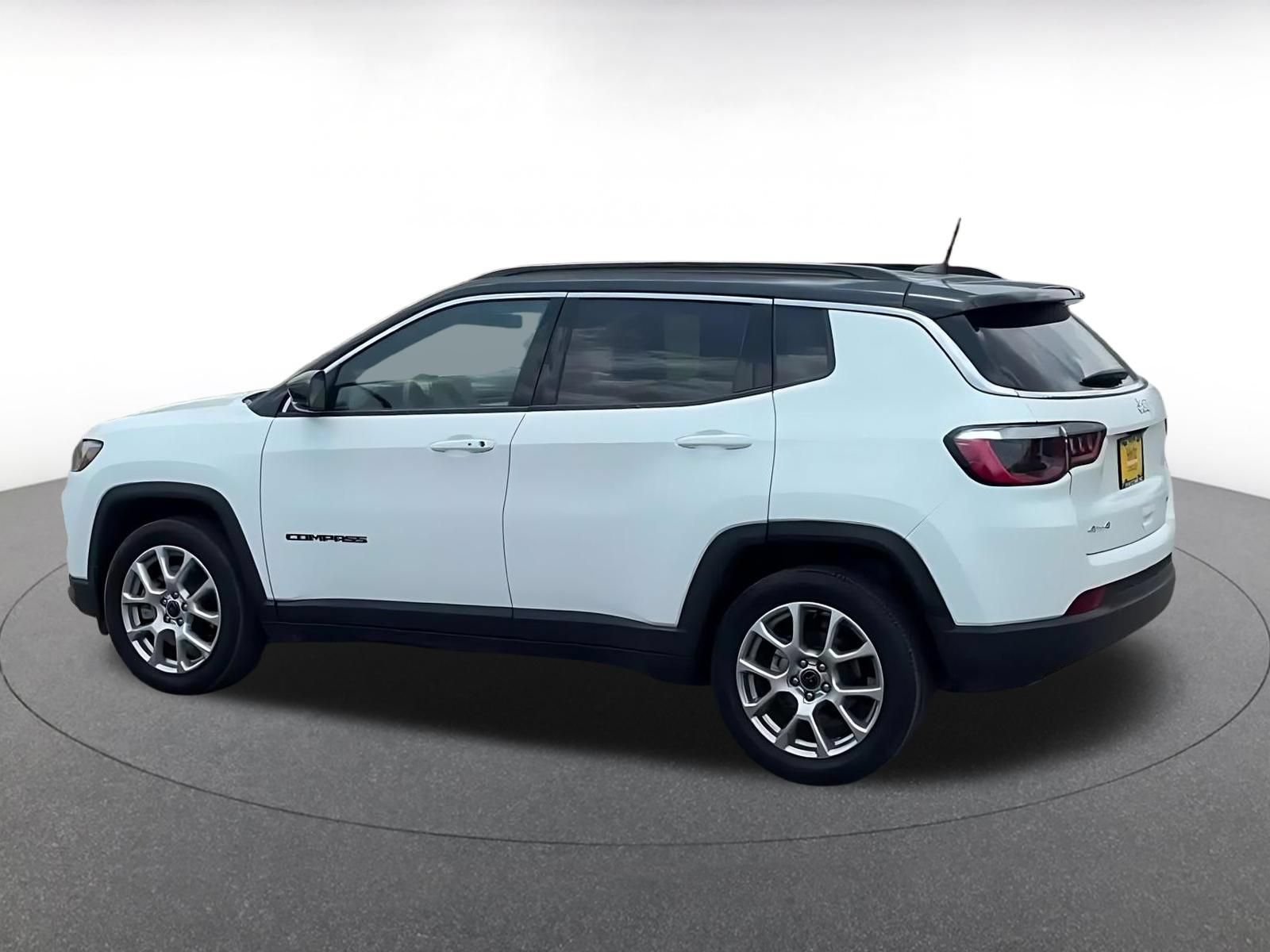 Thumbnail: 2025 Jeep Compass - 8