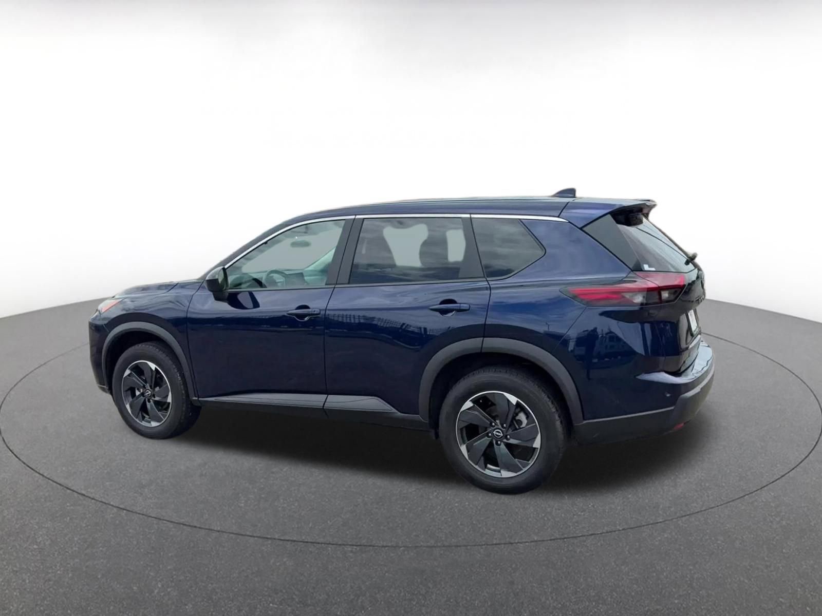Thumbnail: 2025 Nissan Rogue - 10