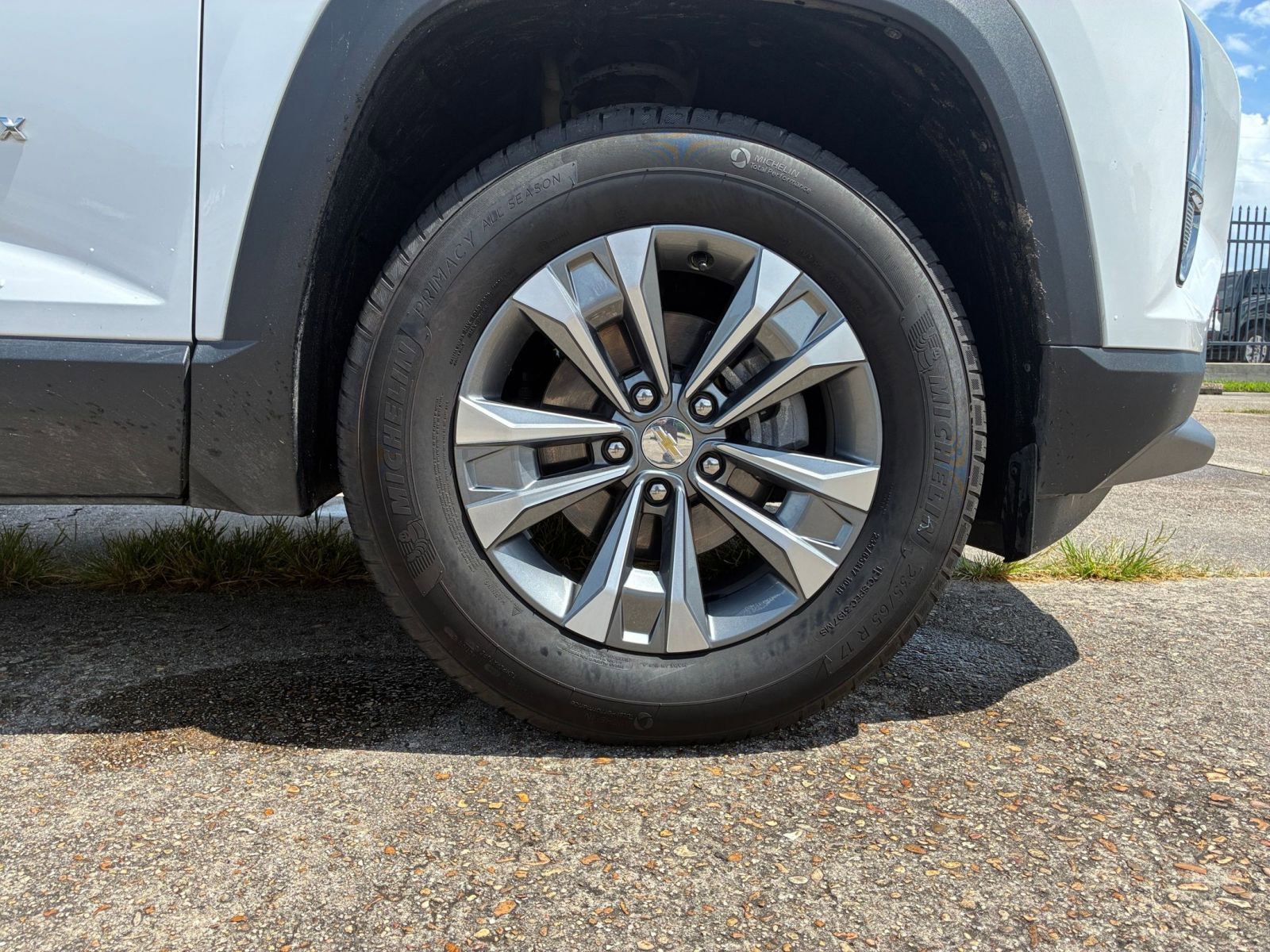 Thumbnail: 2025 Chevrolet Equinox - 32