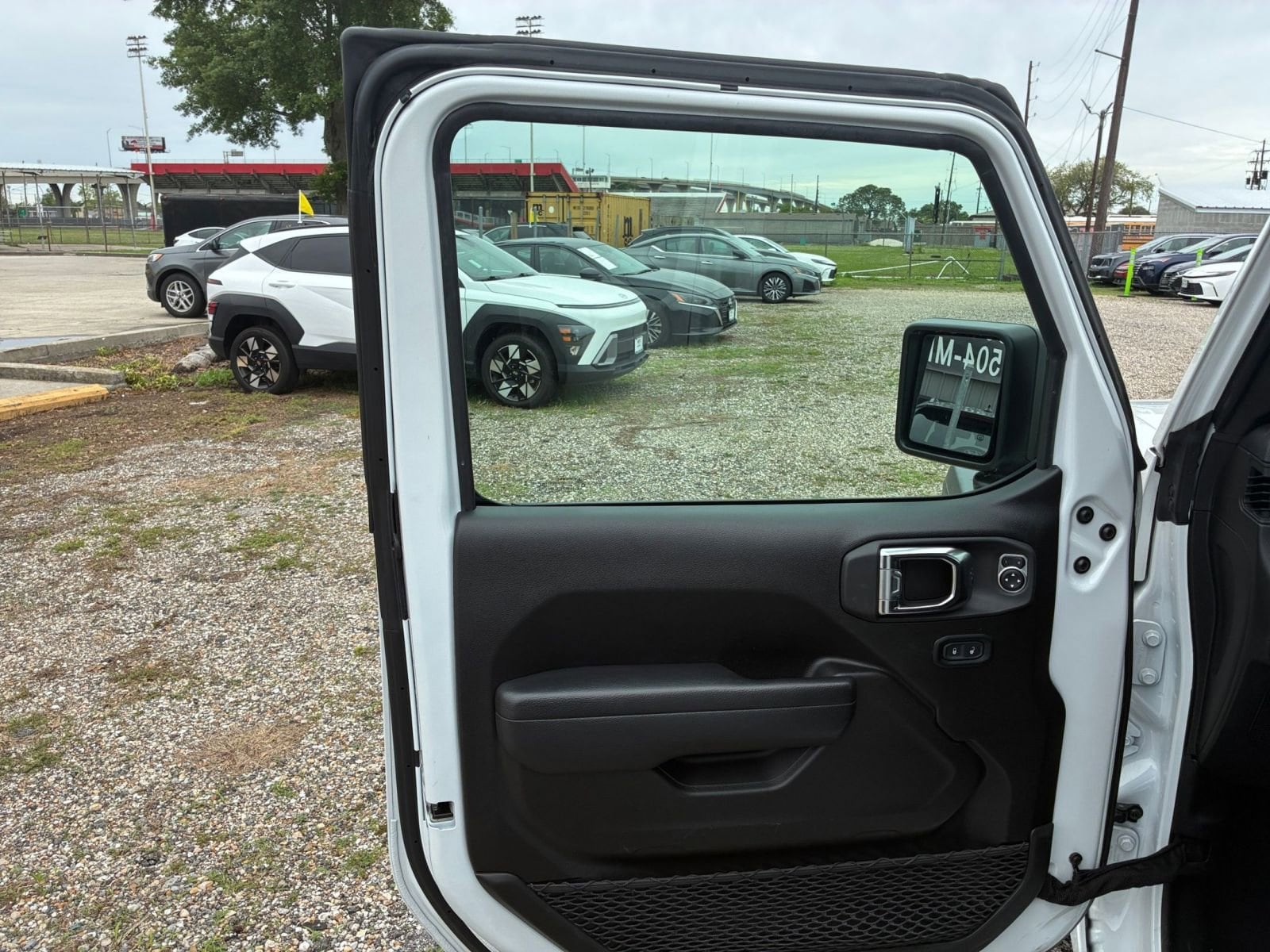 Thumbnail: 2025 Jeep Wrangler - 18