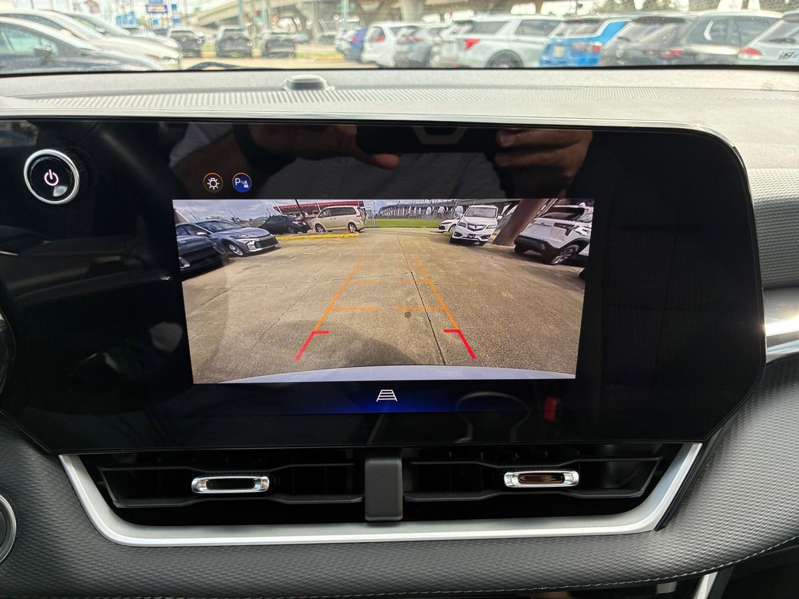 Thumbnail: 2025 Chevrolet Equinox - 23