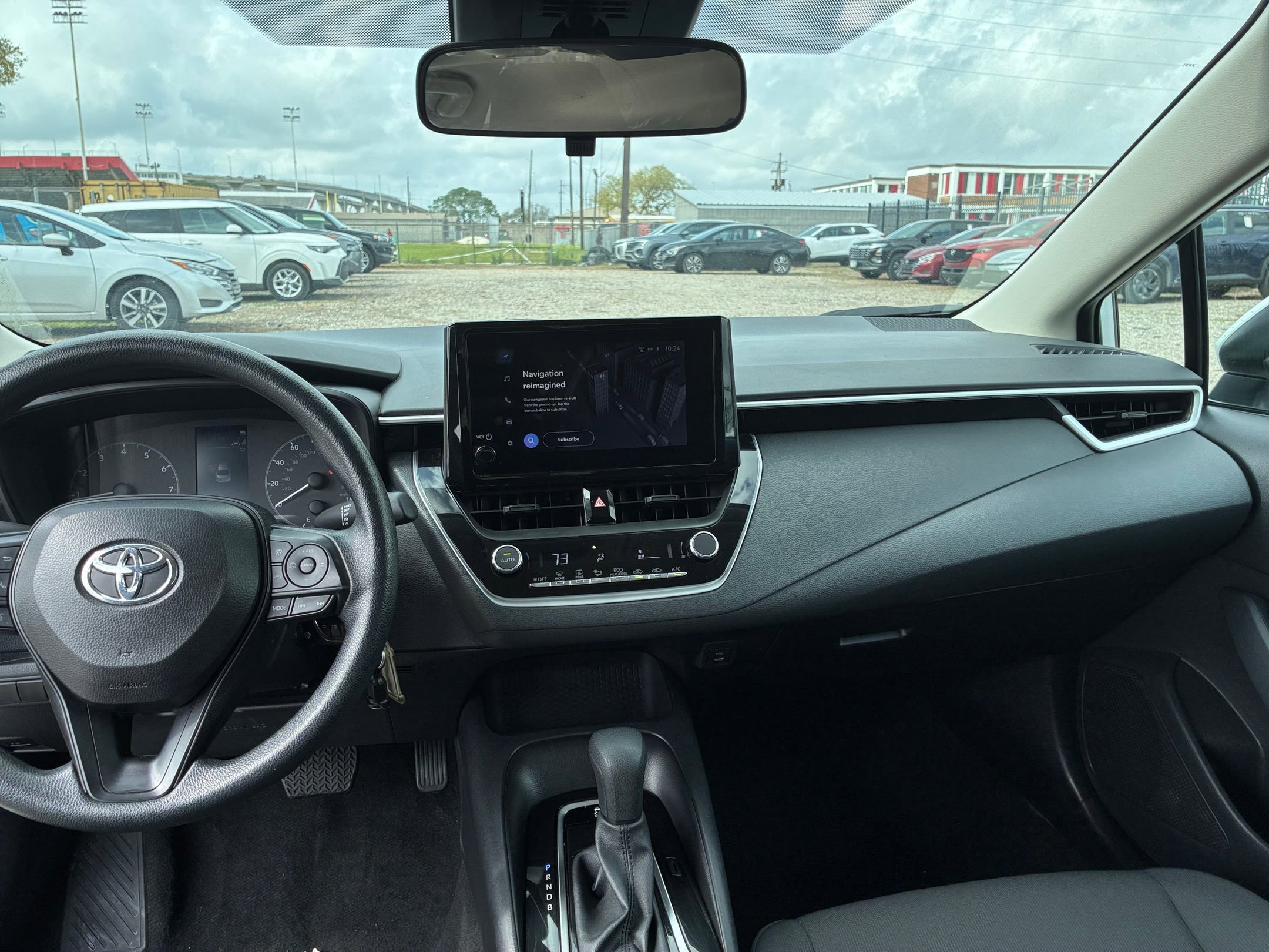 Thumbnail: 2025 Toyota Corolla - 31