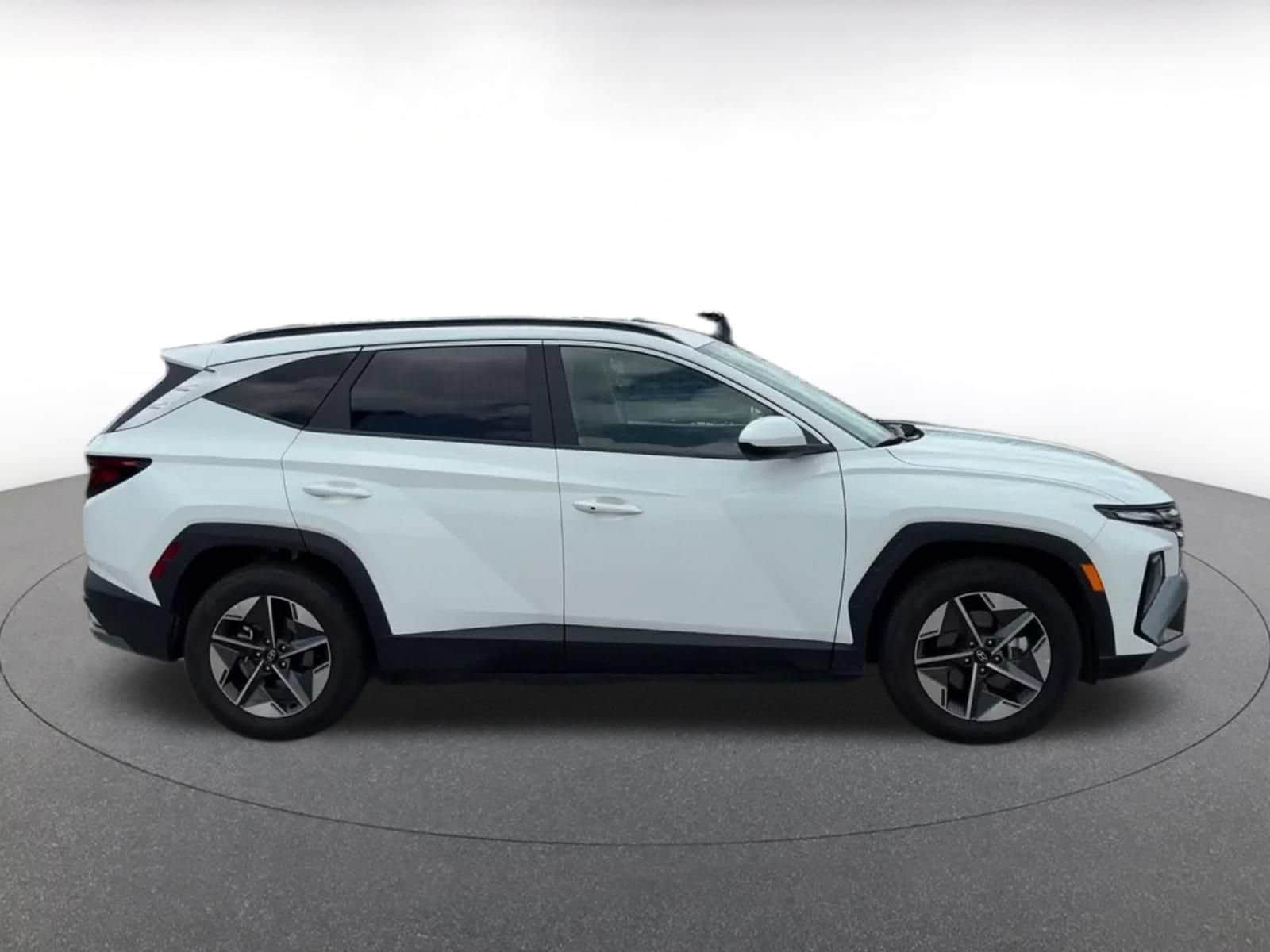 Thumbnail: 2026 Hyundai Tucson - 16