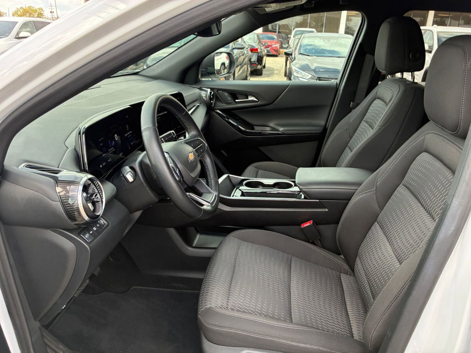 Thumbnail: 2025 Chevrolet Equinox - 27