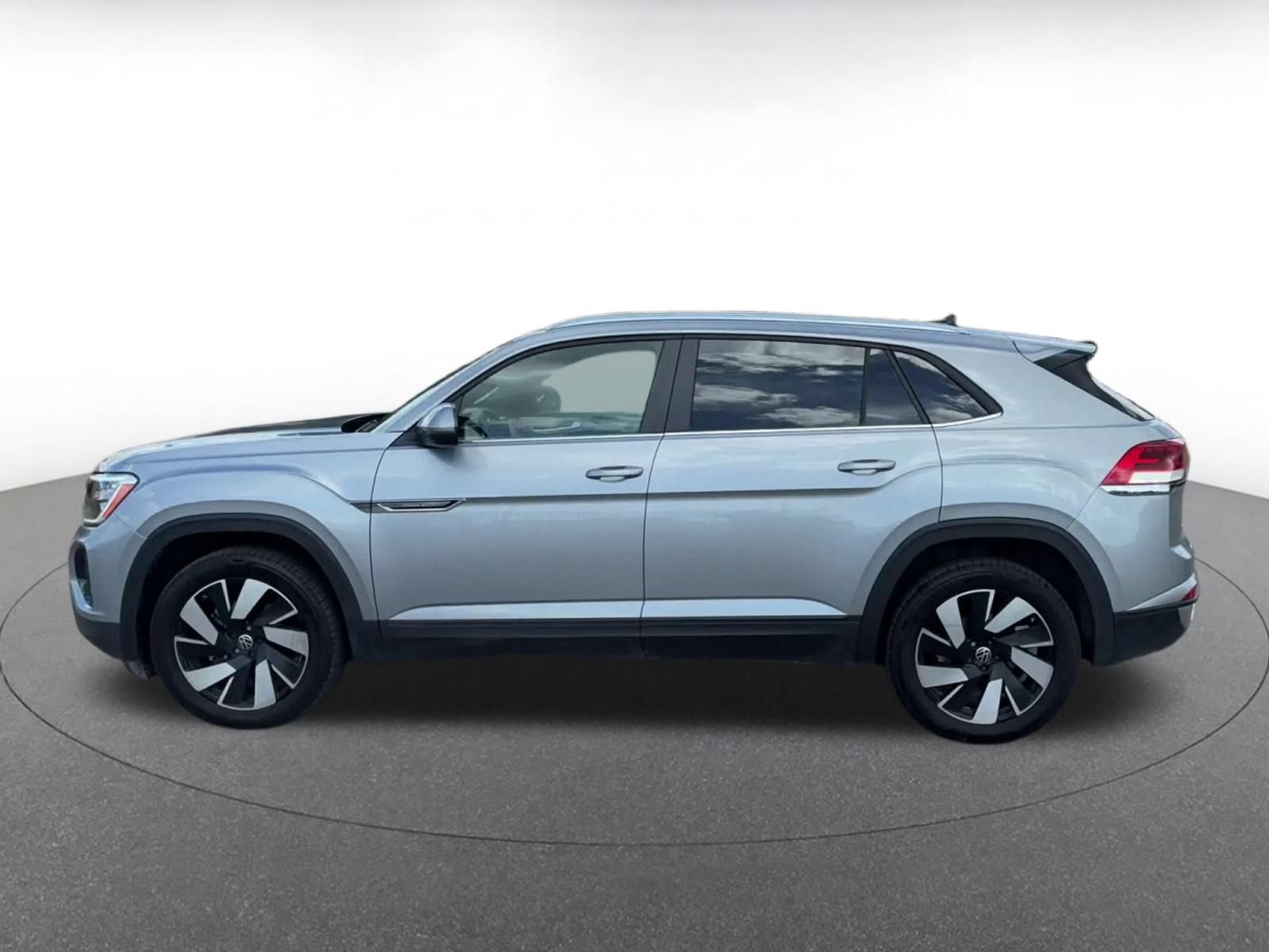 Thumbnail: 2026 Volkswagen Atlas - 9