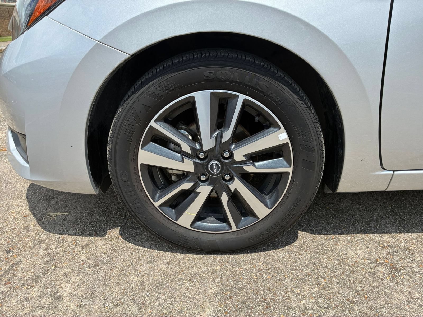 Thumbnail: 2025 Nissan Versa - 27