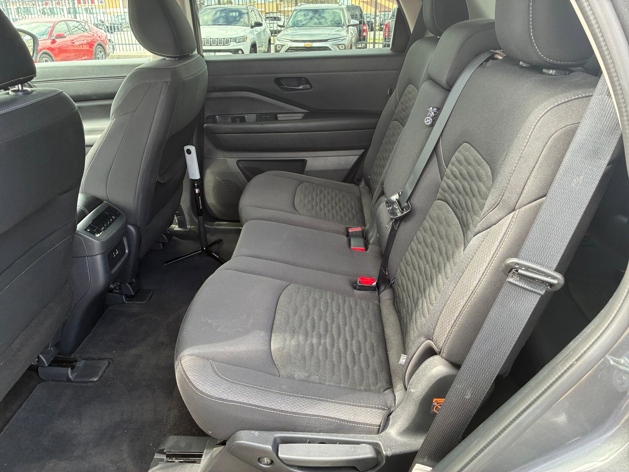 Thumbnail: 2025 Nissan Pathfinder - 24