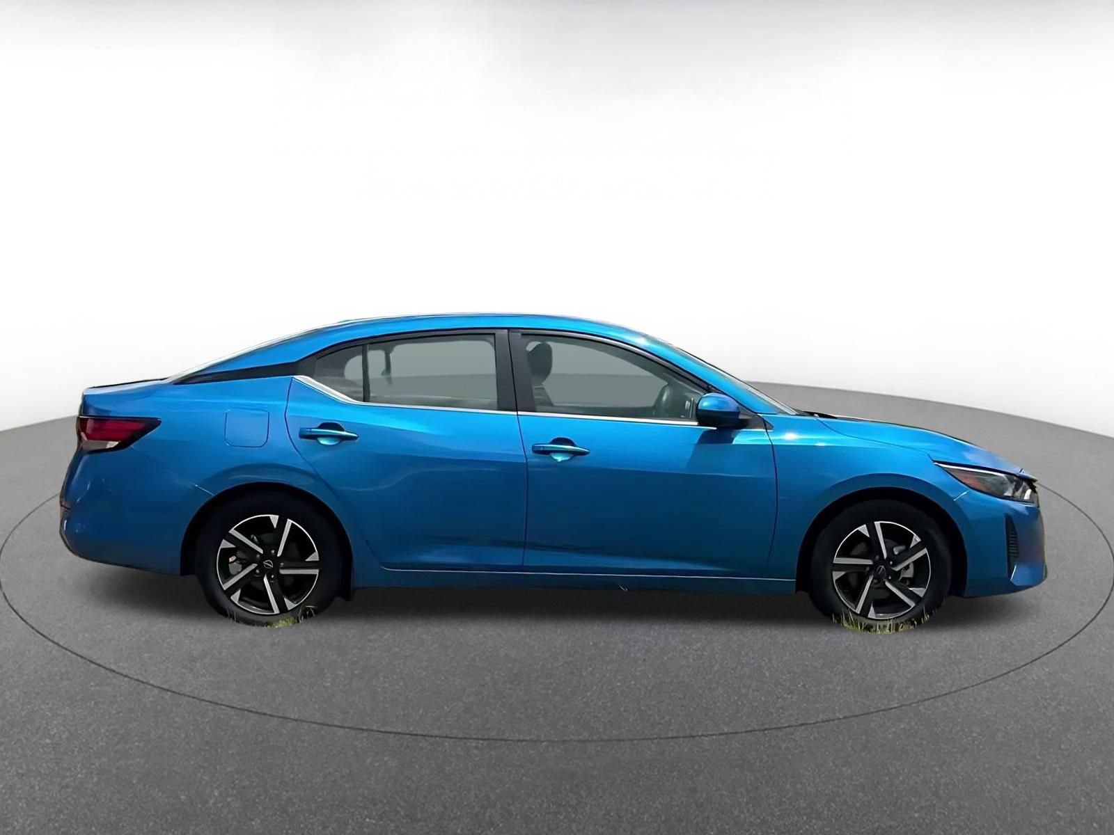 Thumbnail: 2025 Nissan Sentra - 13