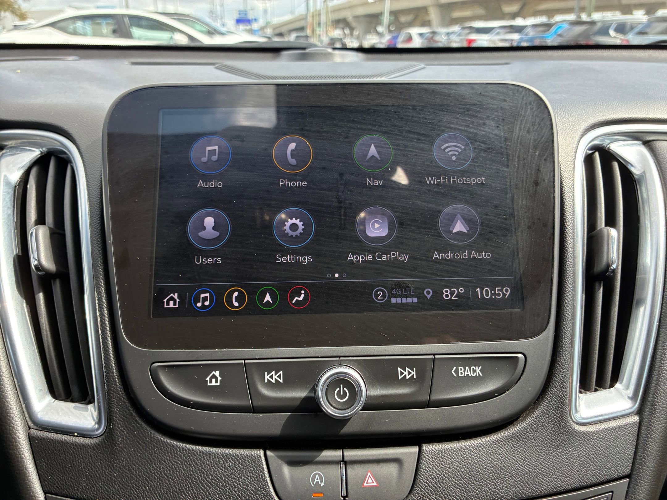 Thumbnail: 2024 Chevrolet Malibu - 17