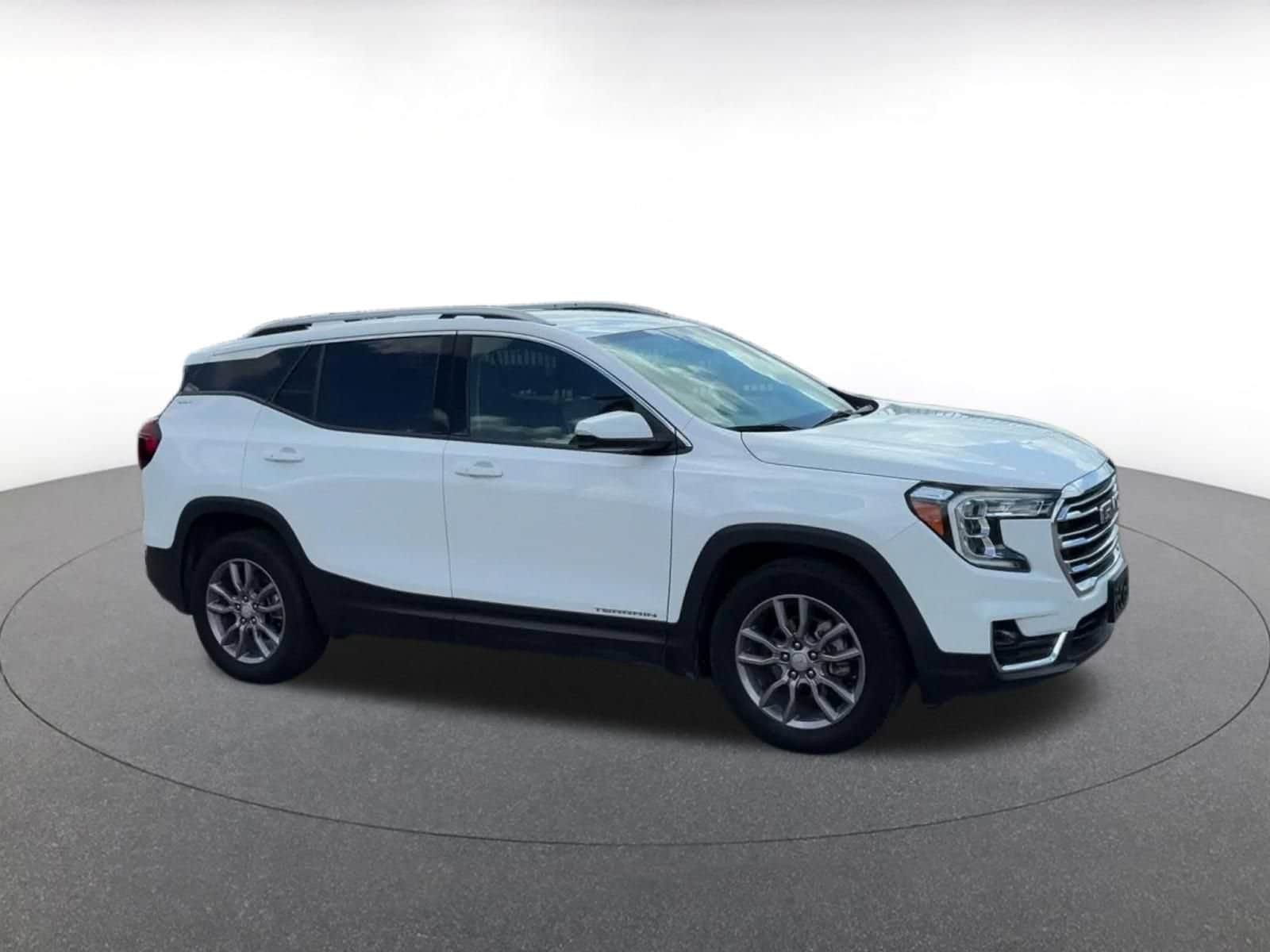 Thumbnail: 2024 GMC Terrain - 2