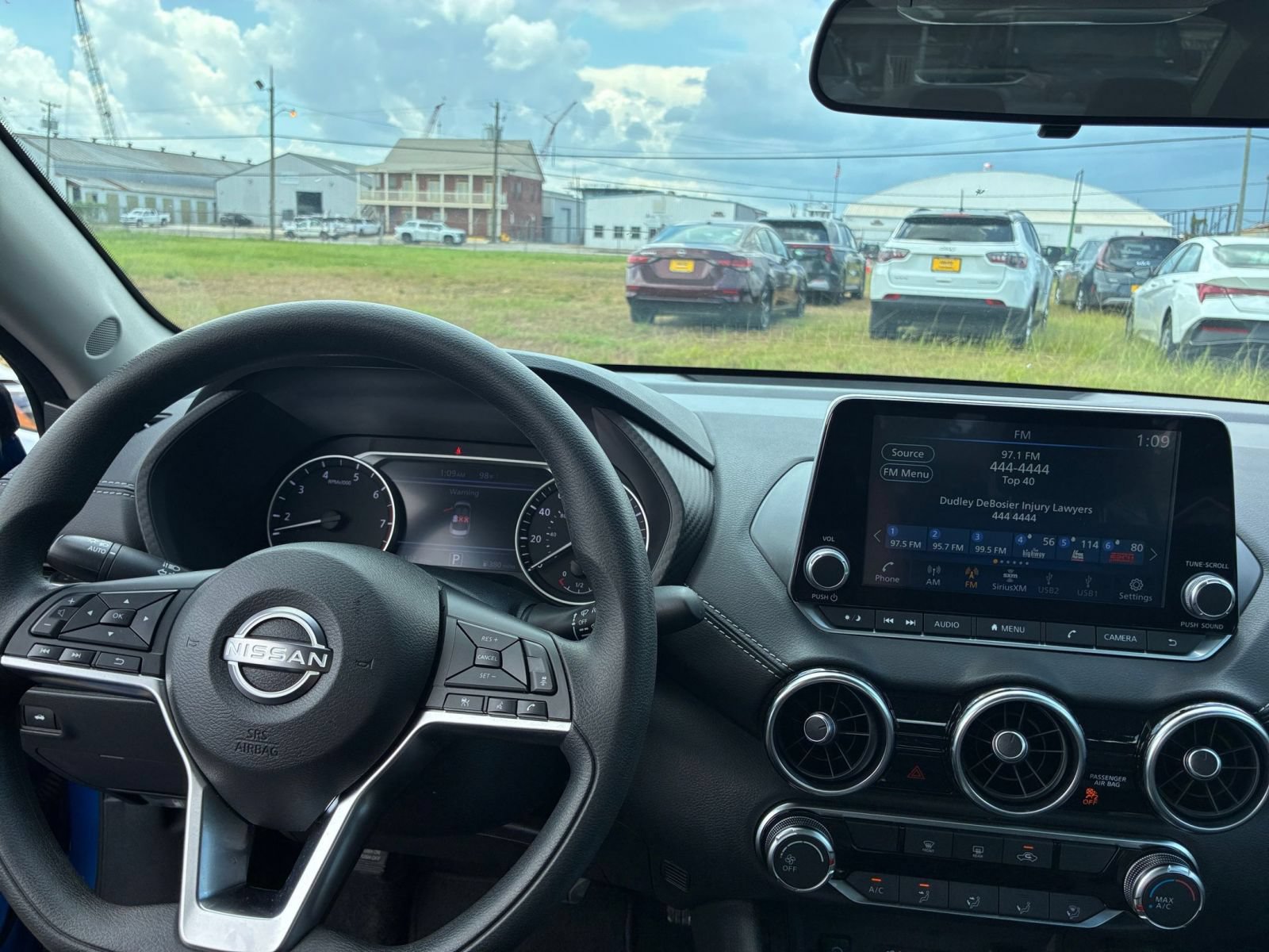 Thumbnail: 2025 Nissan Sentra - 28