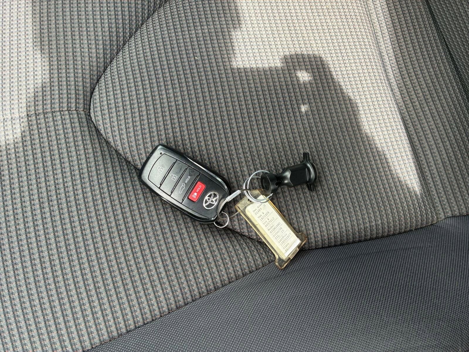 Thumbnail: 2025 Toyota Highlander - 21