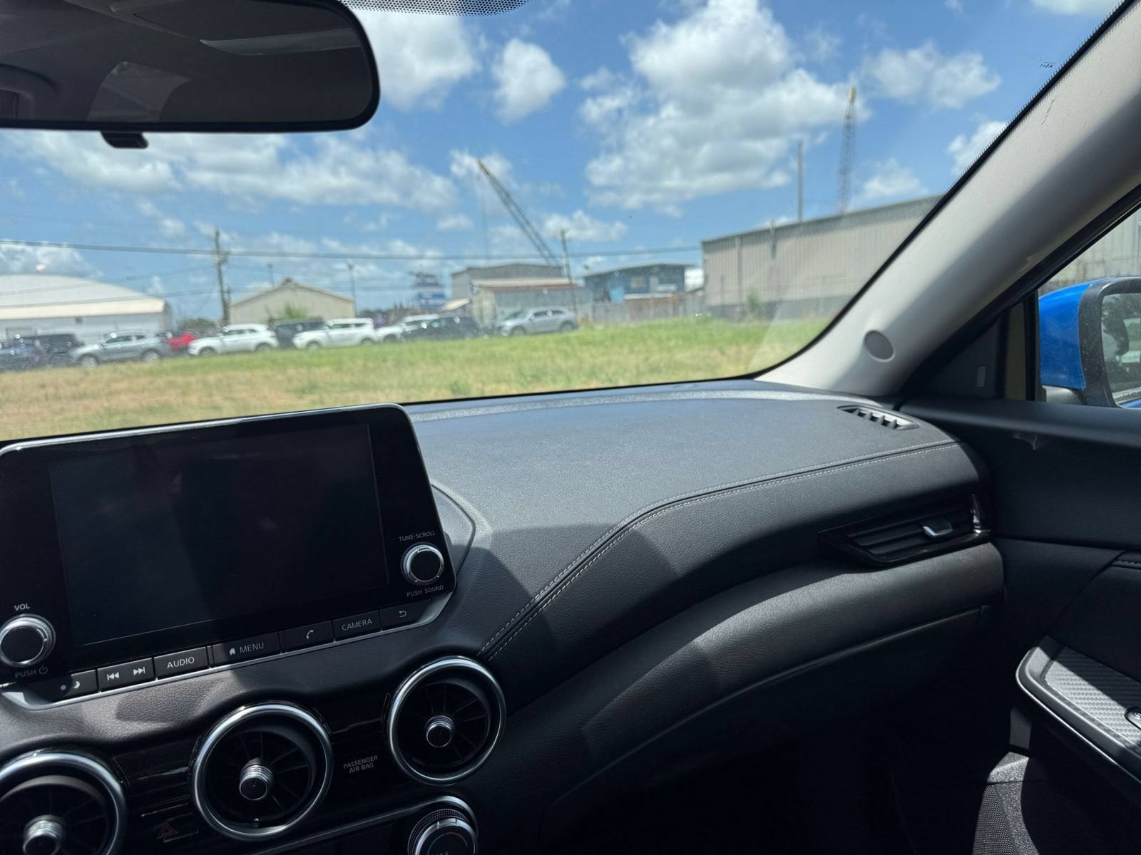 Thumbnail: 2025 Nissan Sentra - 33