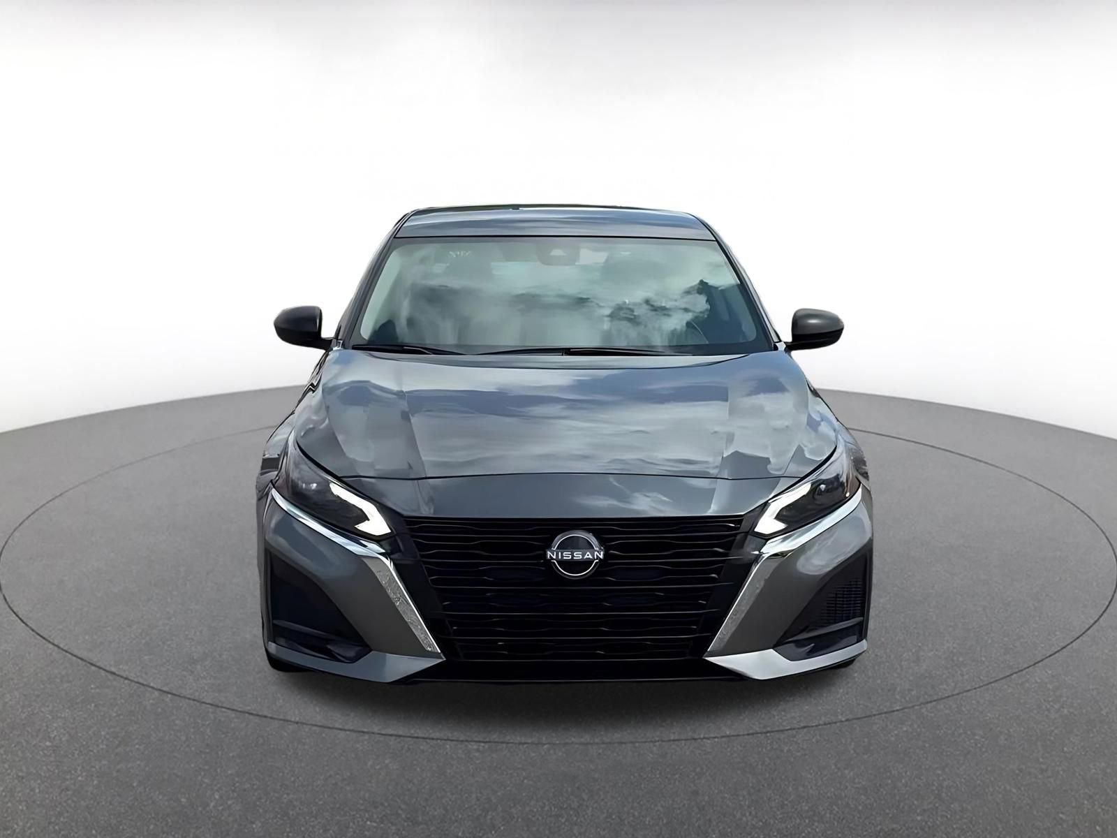 Thumbnail: 2025 Nissan Altima - 4