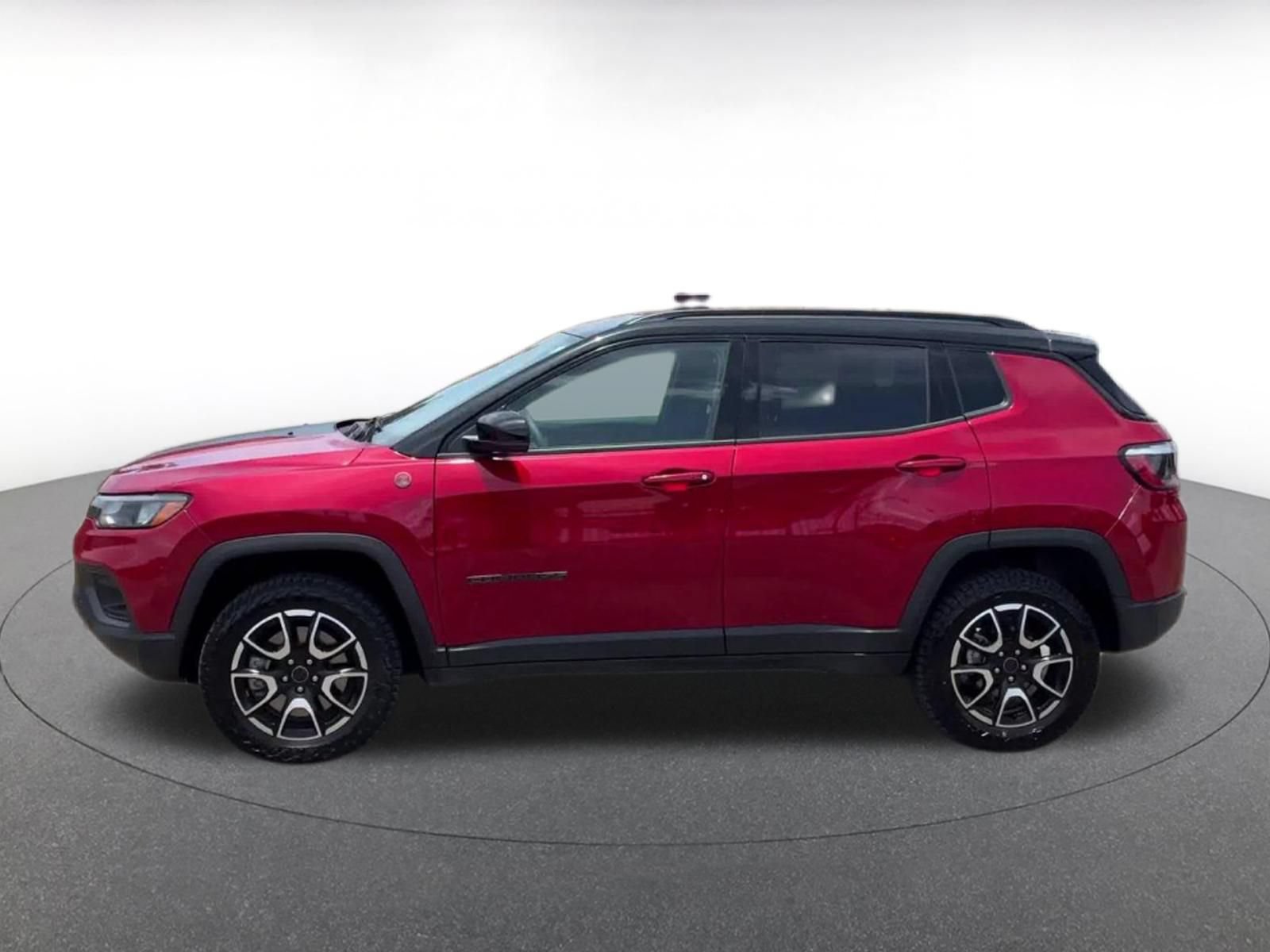 Thumbnail: 2025 Jeep Compass - 9