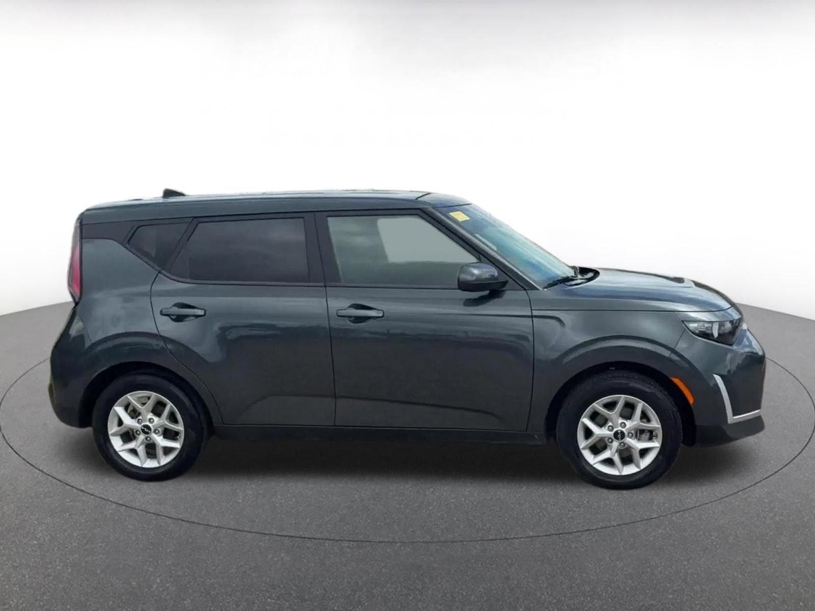 Thumbnail: 2025 Kia Soul - 16