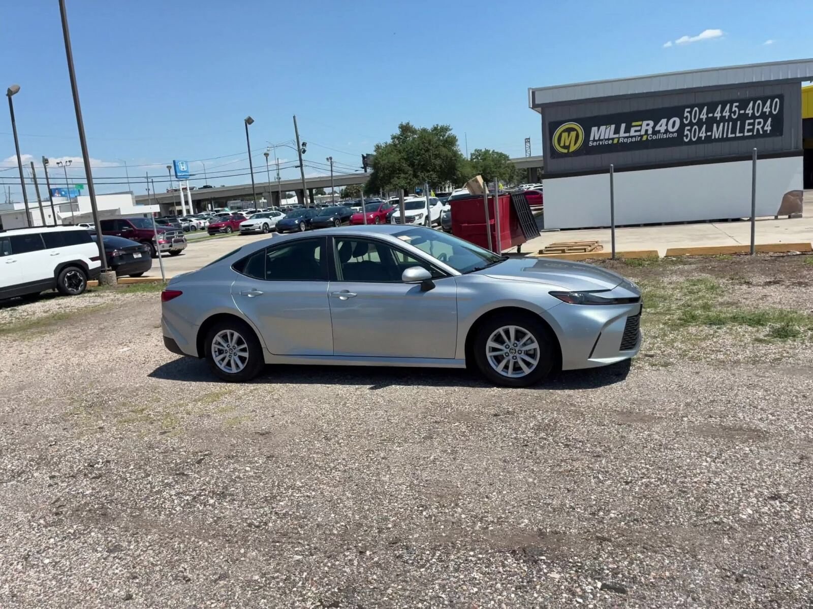 Thumbnail: 2025 Toyota Camry - 12