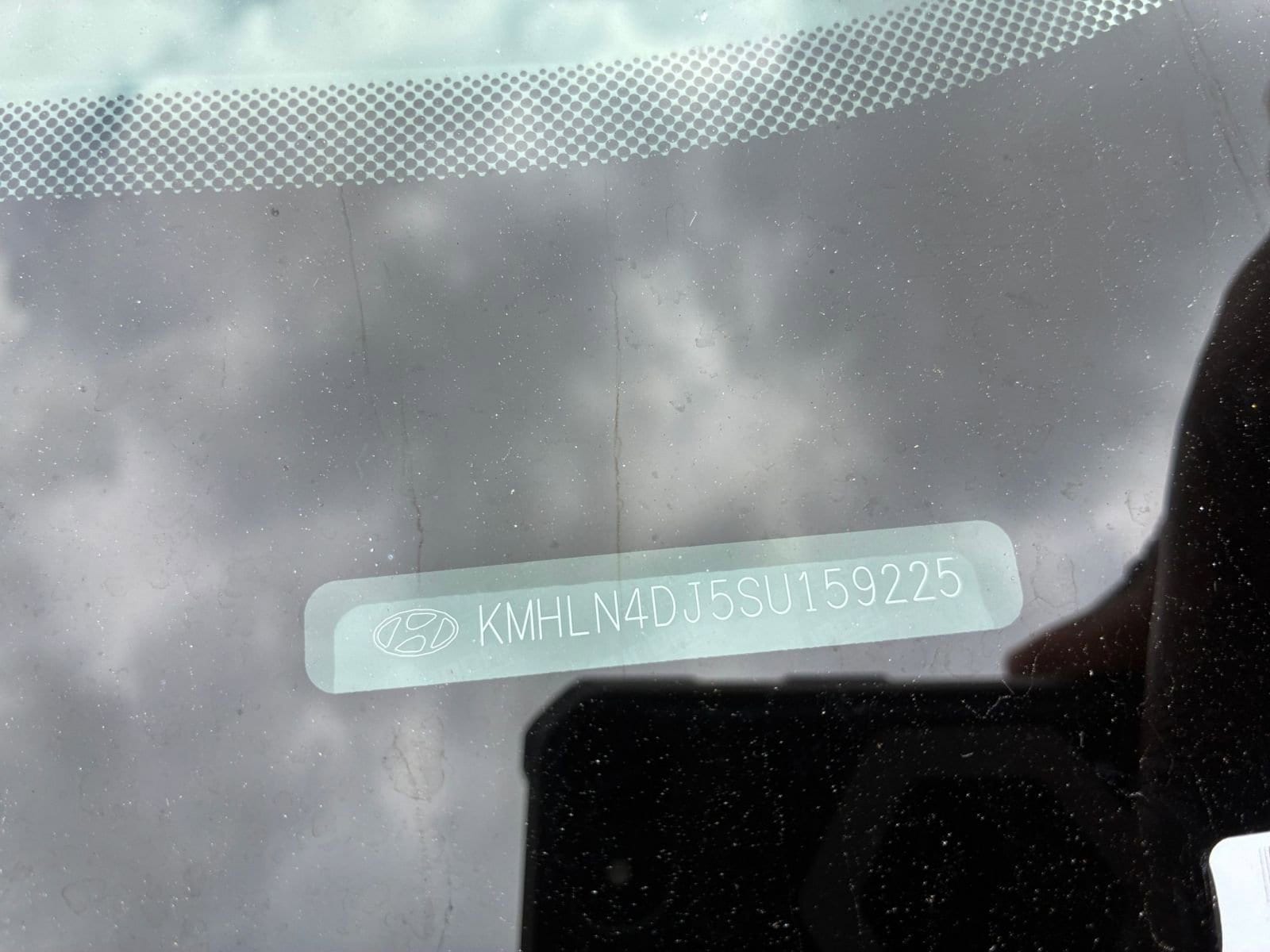 Thumbnail: 2025 Hyundai Elantra - 32