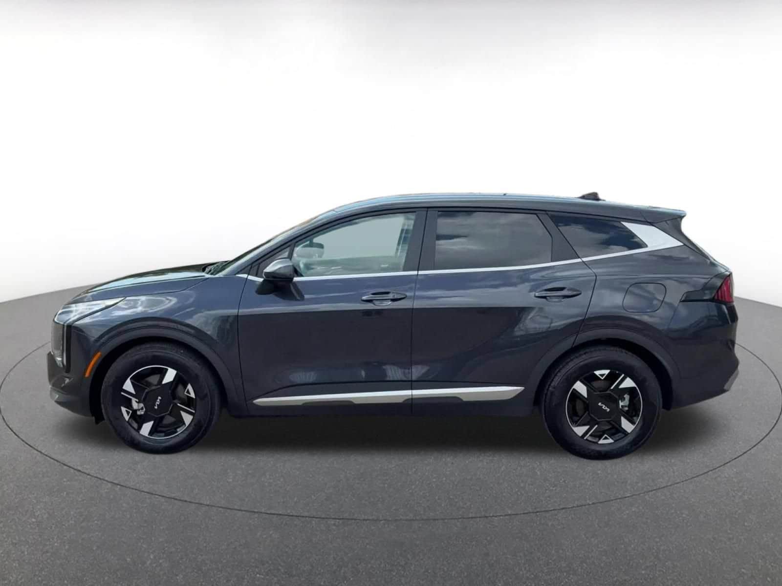 Thumbnail: 2026 Kia Sportage - 9