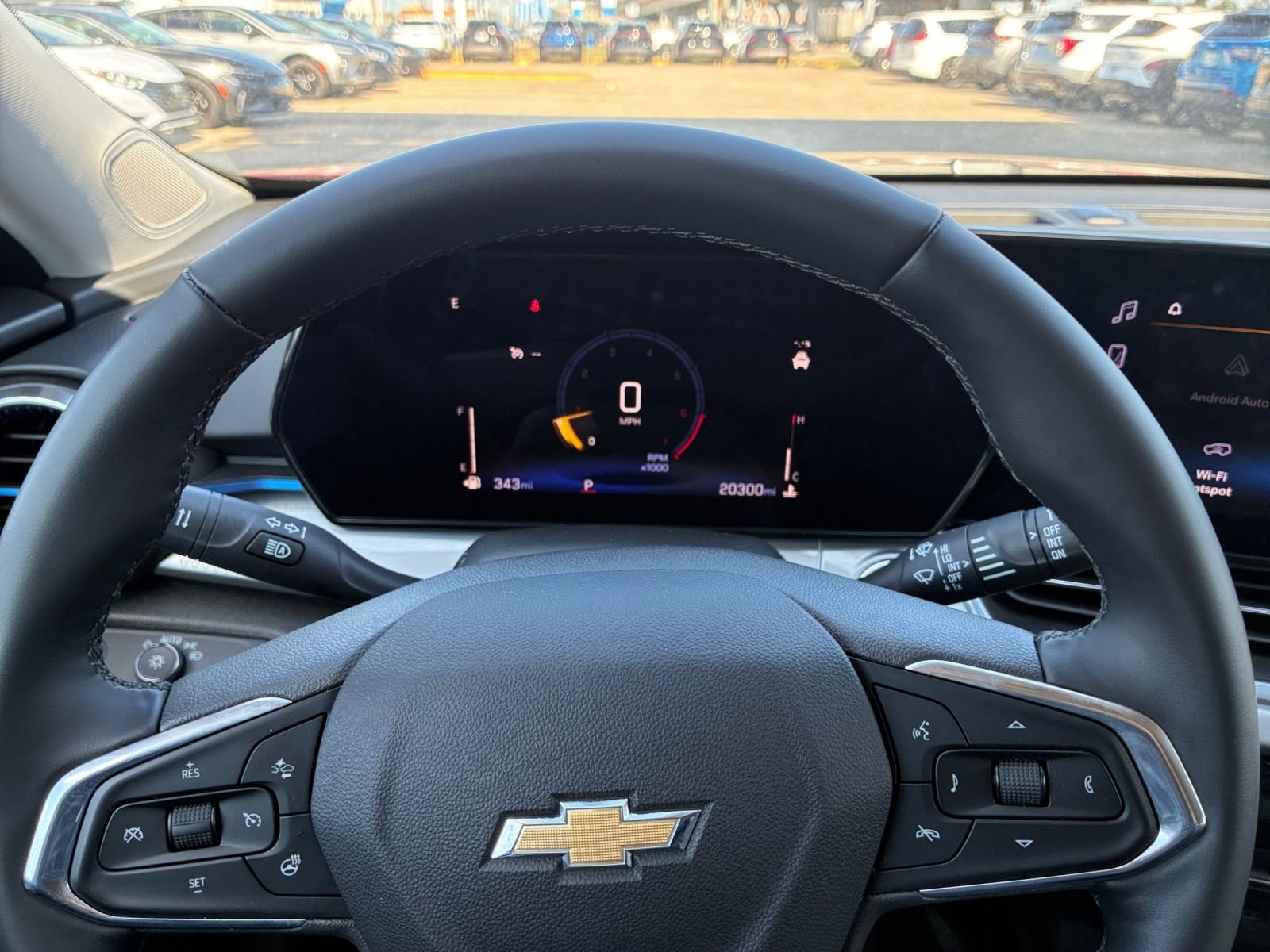 Thumbnail: 2025 Chevrolet Trax - 32