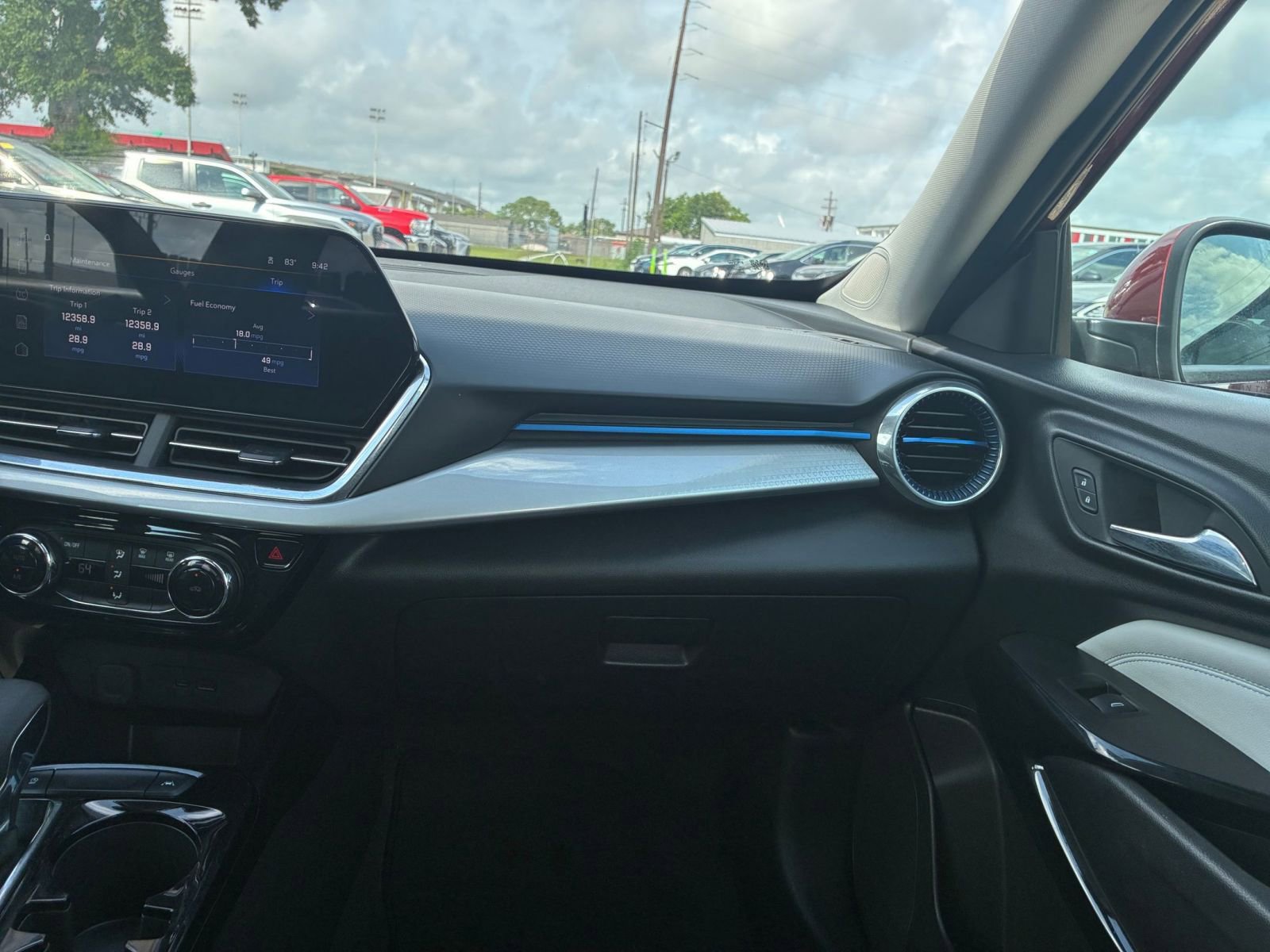 Thumbnail: 2025 Chevrolet Trax - 35