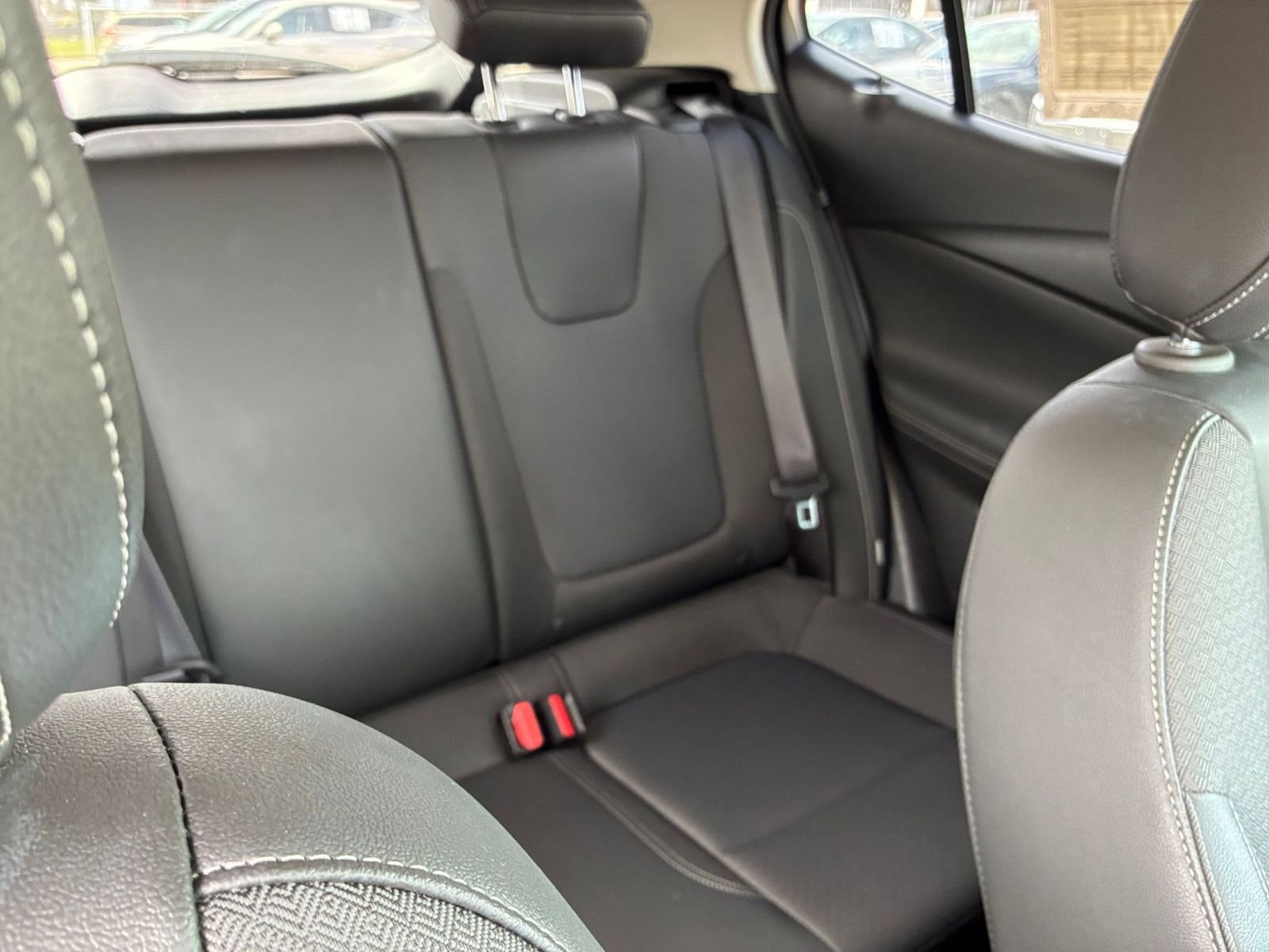 Thumbnail: 2025 Buick Encore GX - 35