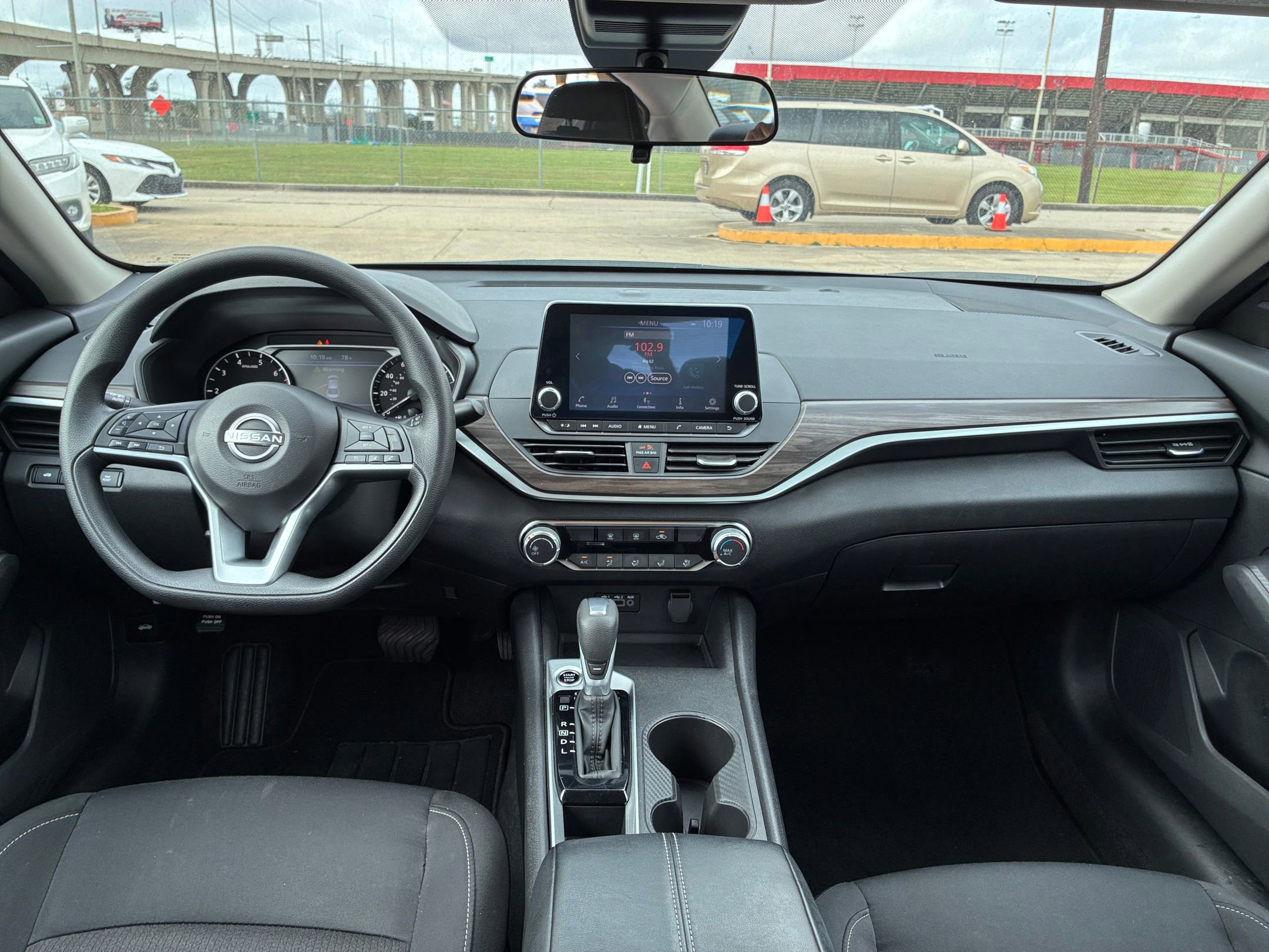 Thumbnail: 2025 Nissan Altima - 28