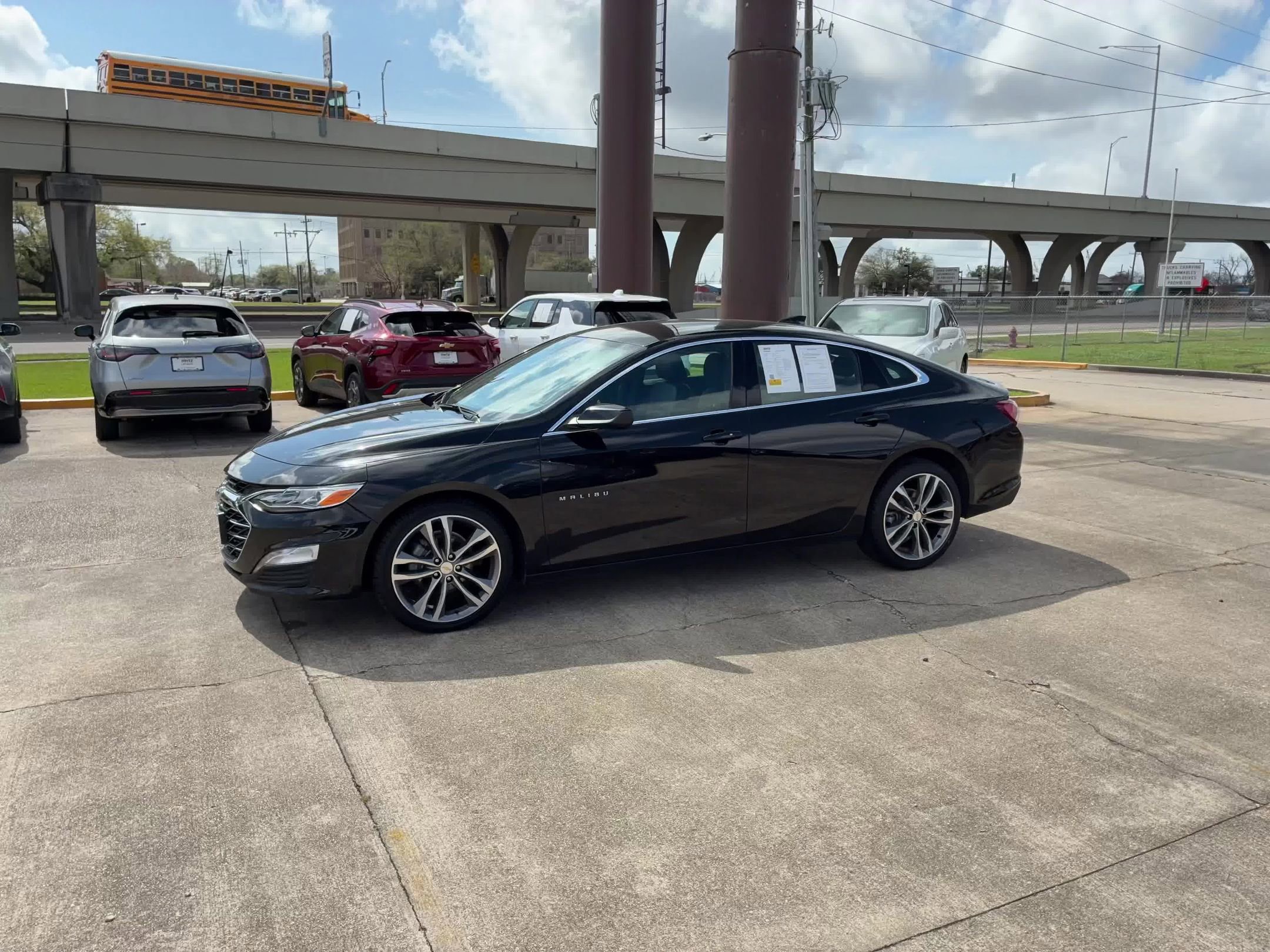 Thumbnail: 2024 Chevrolet Malibu - 9